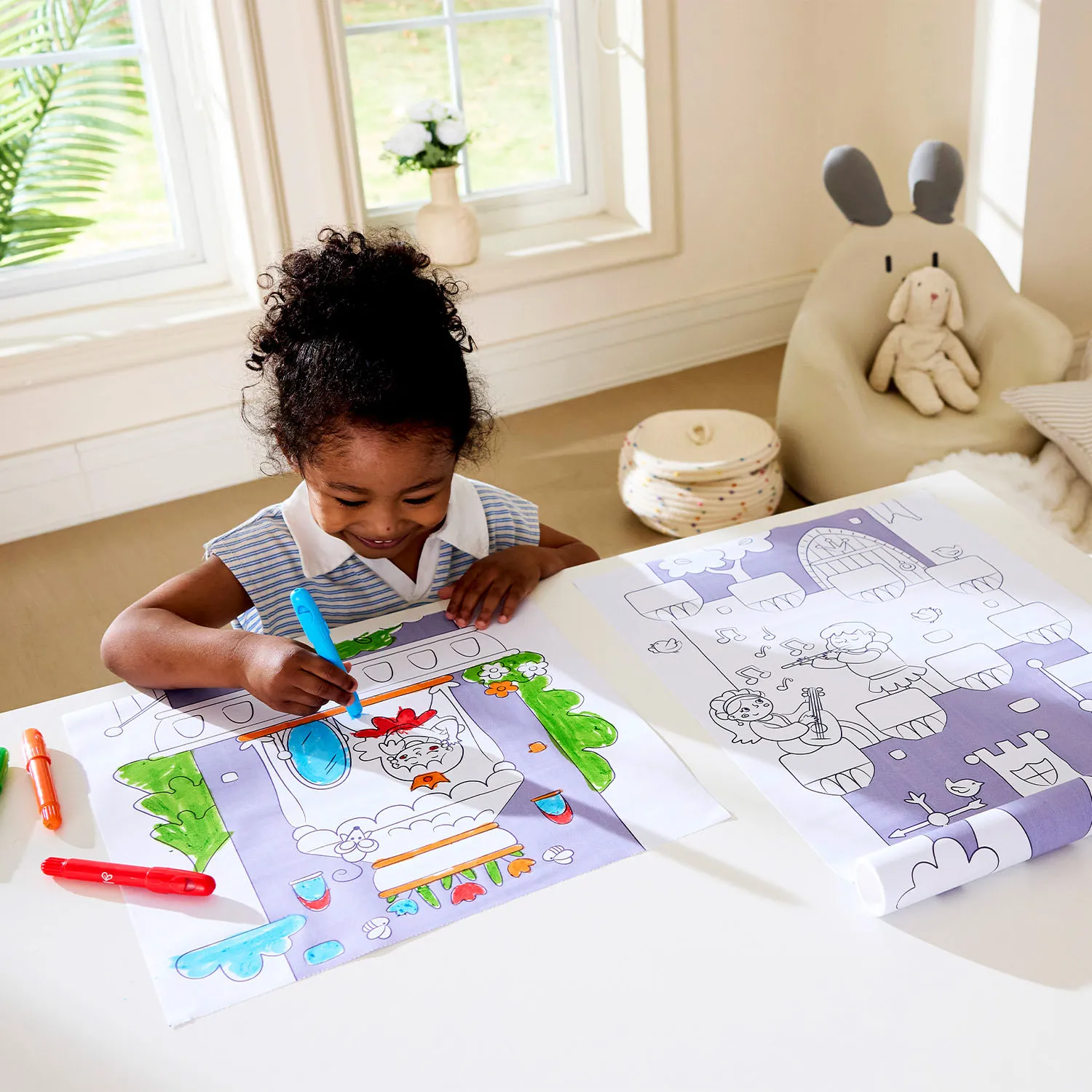 Набор большой игровой HAPE «Юный Пикассо» Раскрась величественный замок! E2019_HP