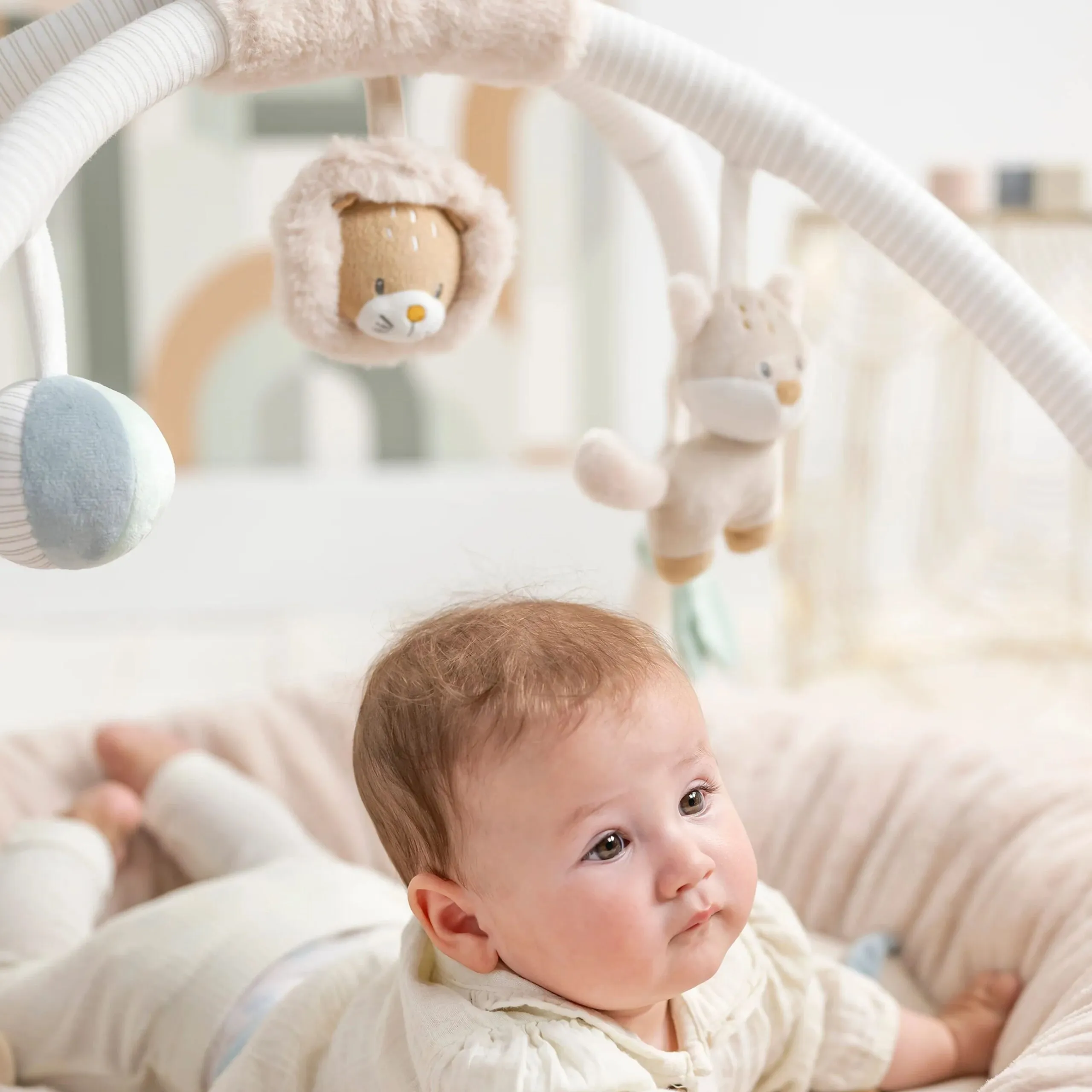 Игрушка мягкая Nattou Soft toy FLO, ERNEST & OLI Лев 682015