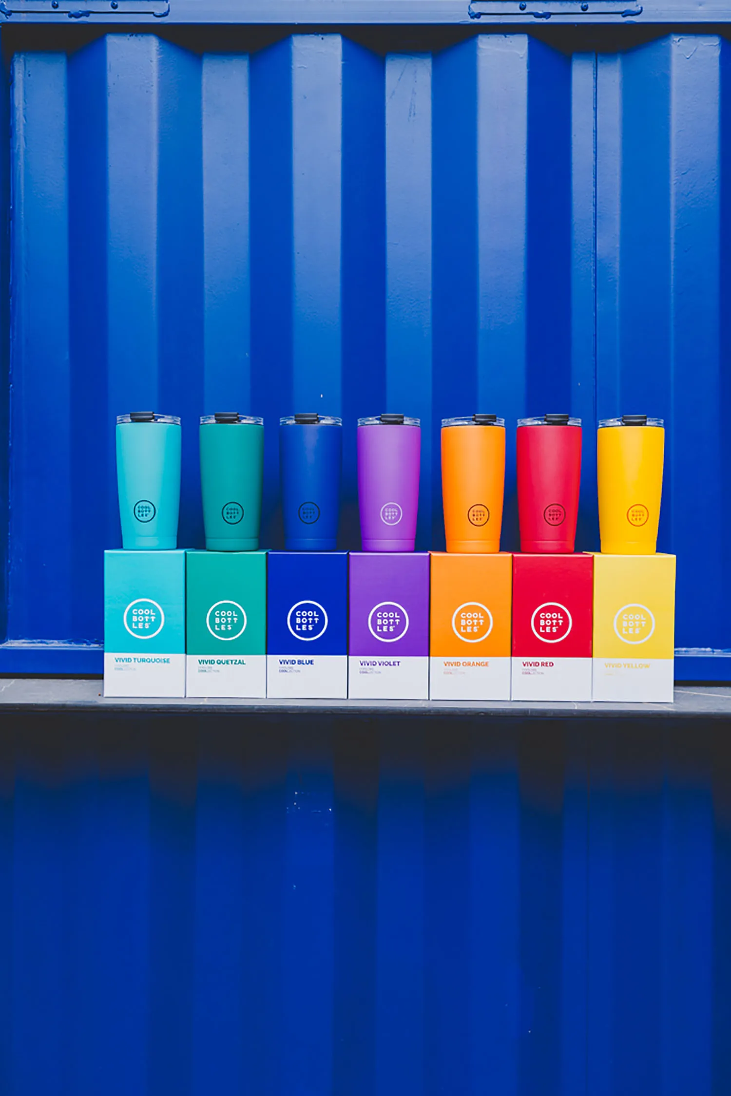 Термокружка Cool Bottles Tumbler Vivid Yellow 550 мл CBT55VIY