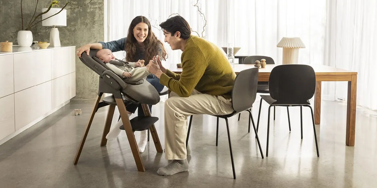 Шезлонг Stokke STEPS BOUNCER White Deep Grey 350111