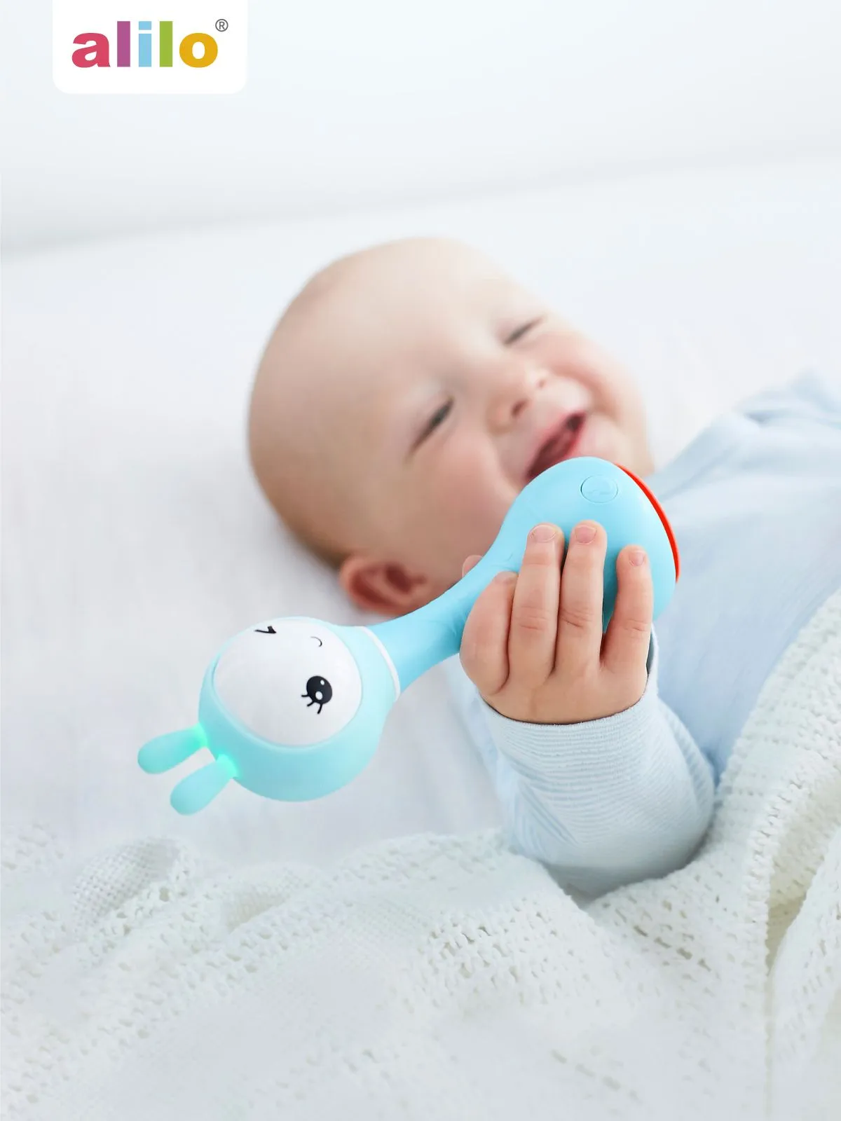 Музыкальная игрушка Alilo Умный зайка R1 Синий трактор 60346