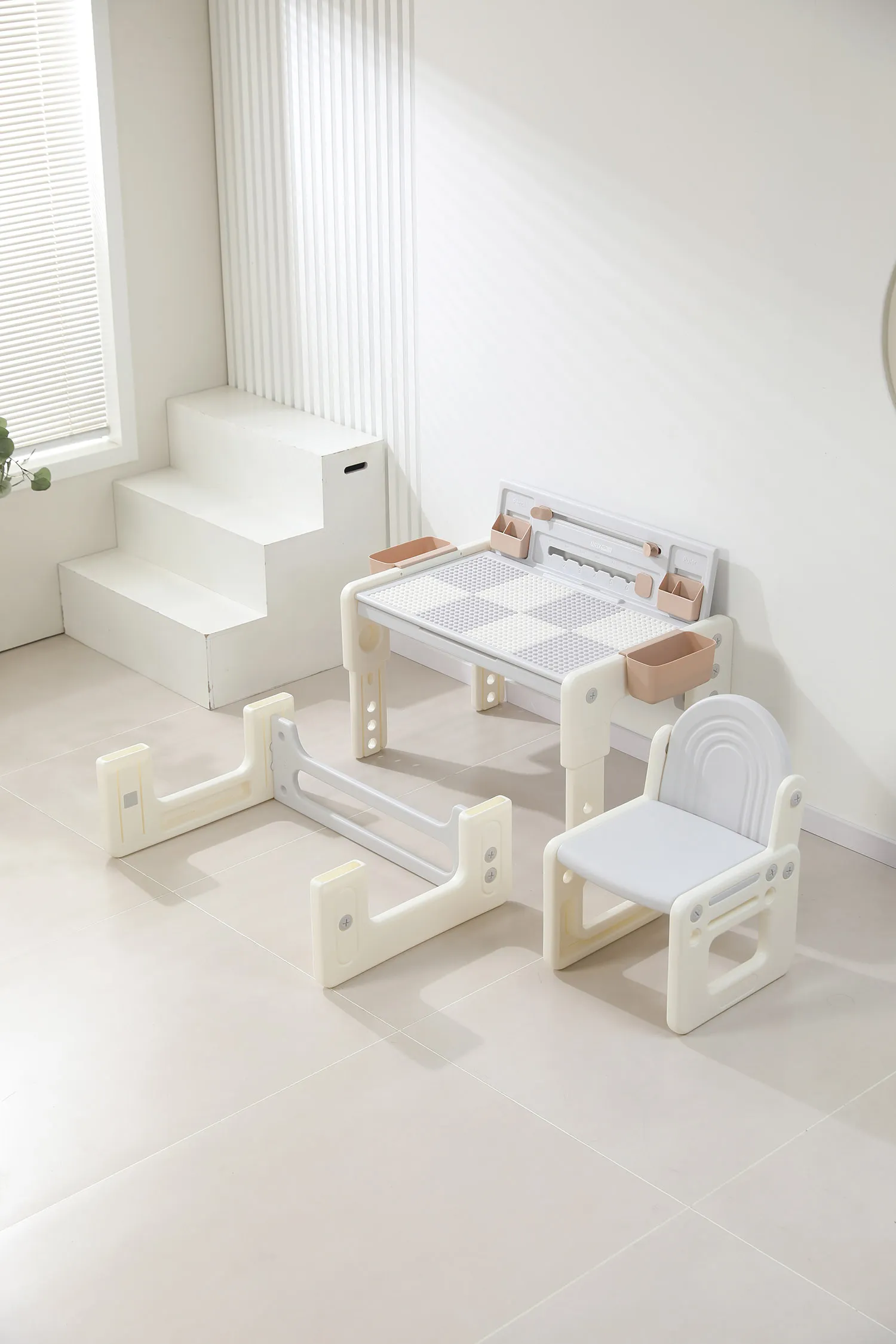 Стол со стульчиком 4 в 1 детский развивающий UNIX Kids Camel PPT4IN1CL