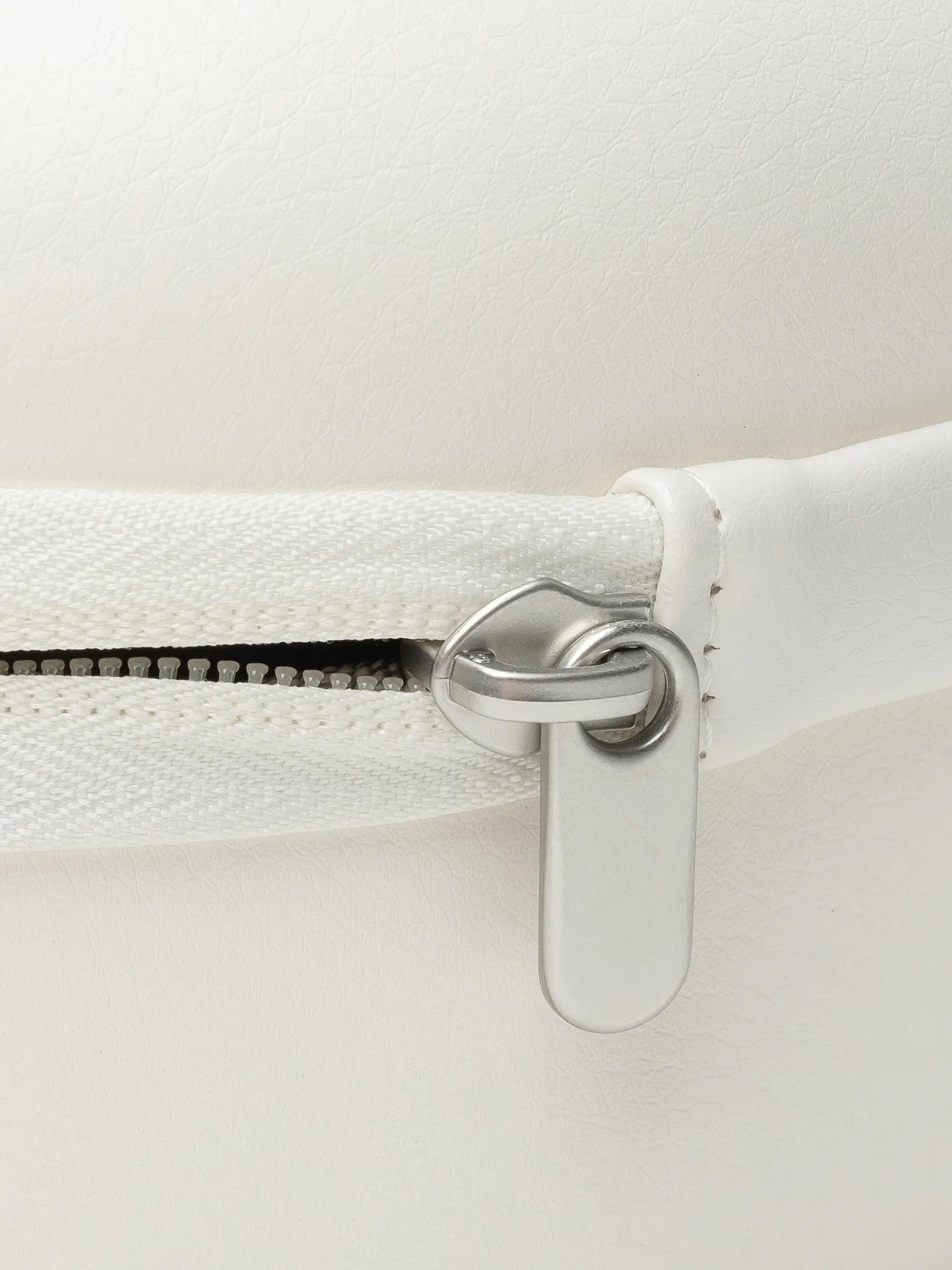 Молокоотсос Fiorellino портативный электрический YM-8806