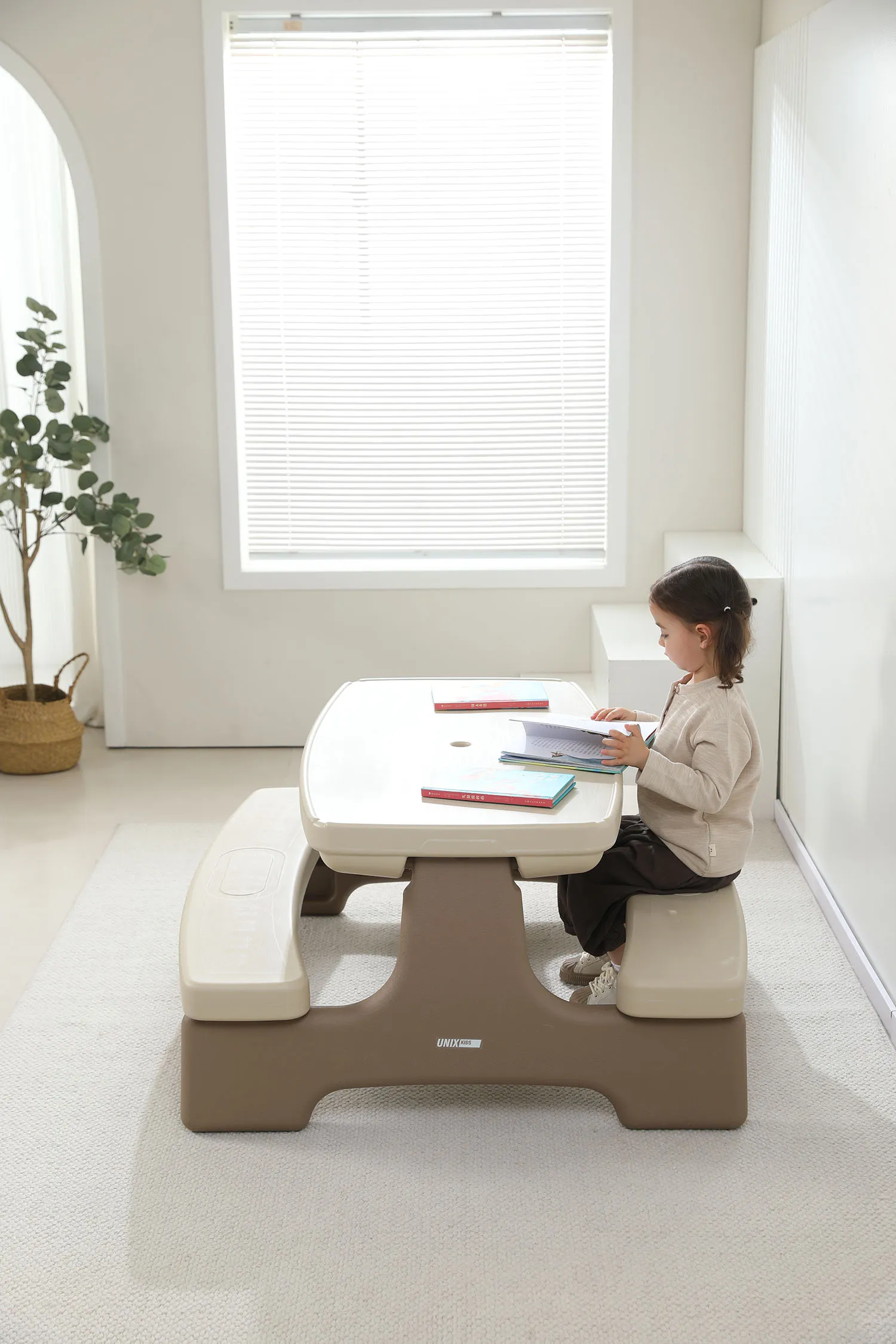 Стол садовый с лавочками UNIX Kids Garden