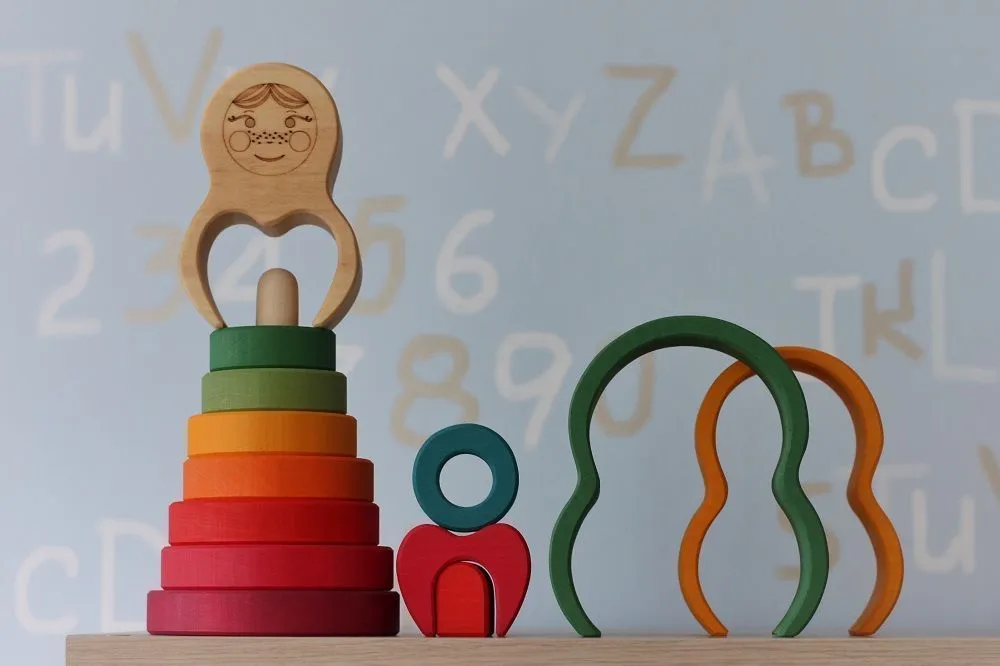 Пирамидка-пазл Skandico «Матрешка»