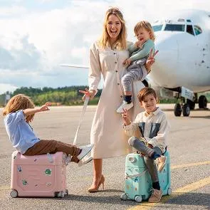 Чемодан-кроватка премиум-класса для путешествий JetKids by Stokke BedBox 2.0