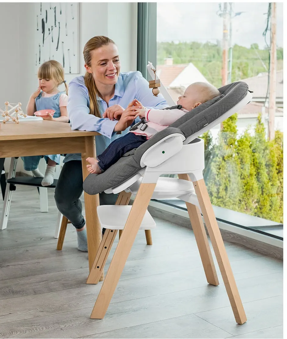 Шезлонг Stokke STEPS BOUNCER White Deep Grey 350111