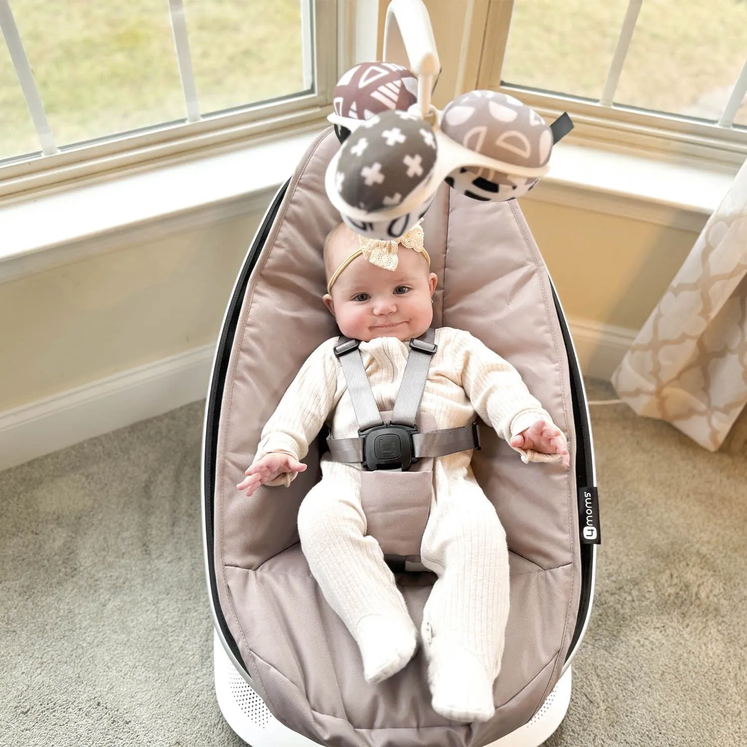 Электронные качели 4moms кресло-качалка MamaRoo New