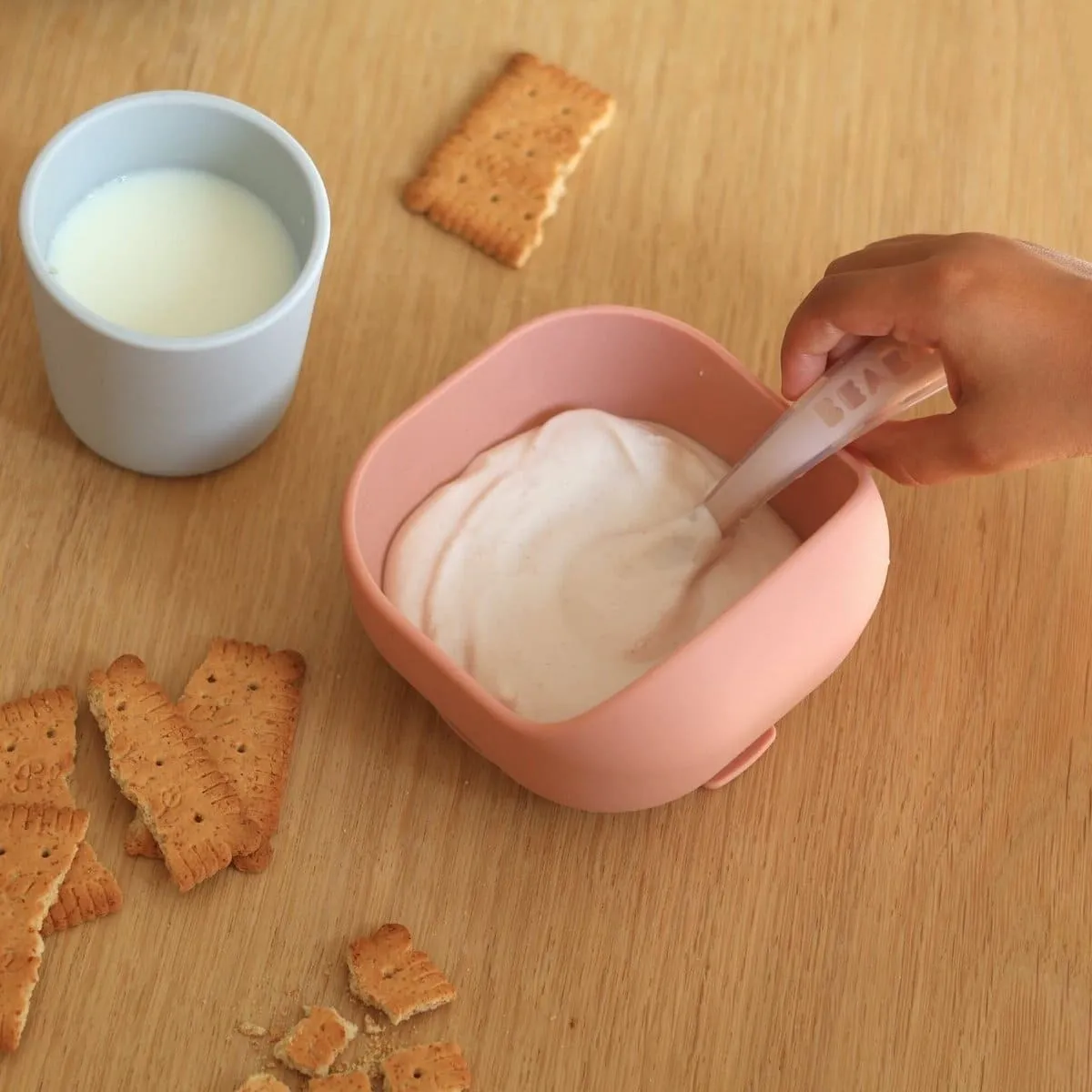 Эргономическая ложка Beaba 2 2ND AGE Silicone Spoon от 8 месяцев в блистере