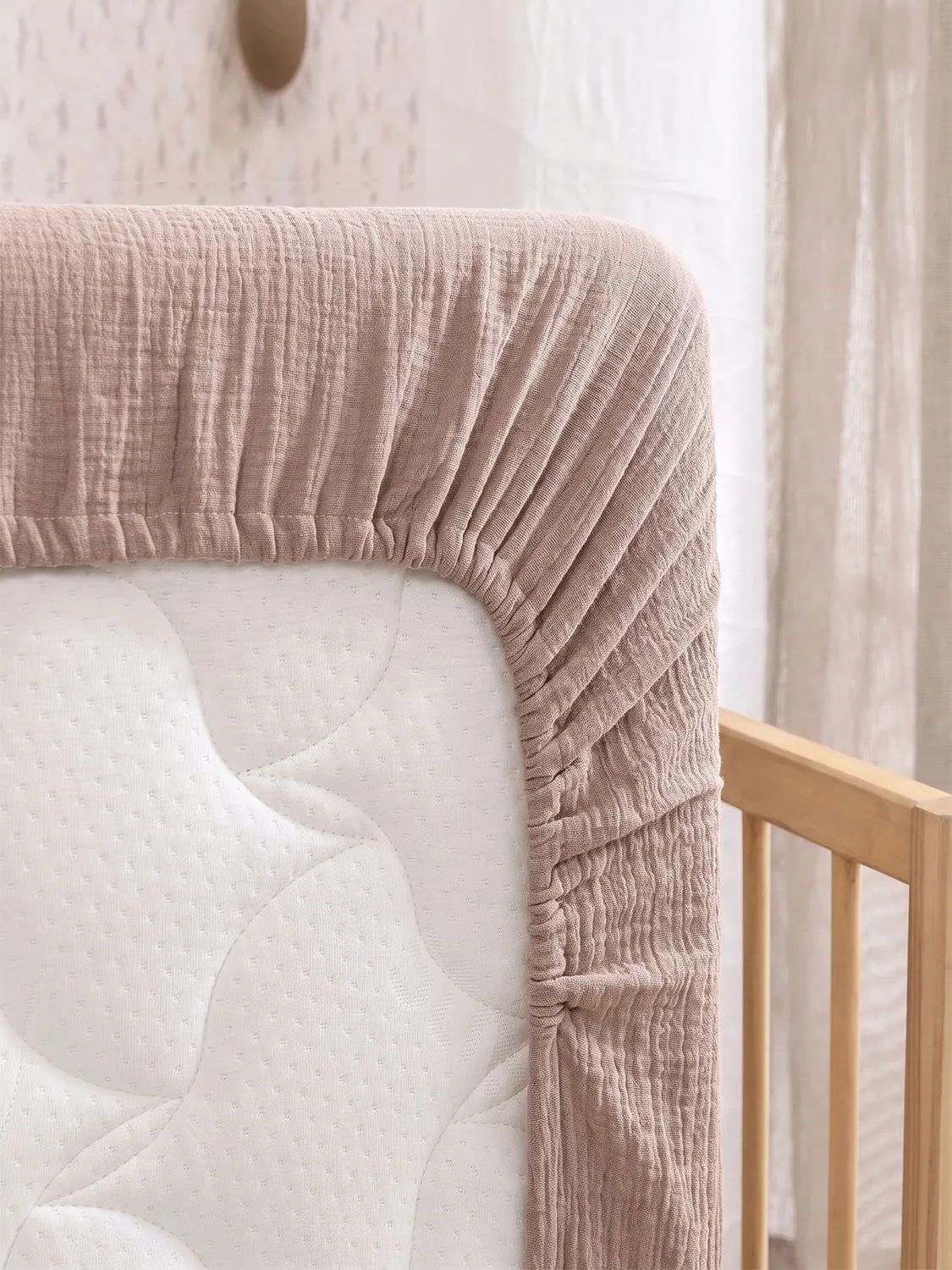 Комплект простыней на резинке PERINA для колыбели CoZee Muslin 81х51 см 2 шт Планеты/Латте ПРCZ-M.1.25х2.1. Изображение 4