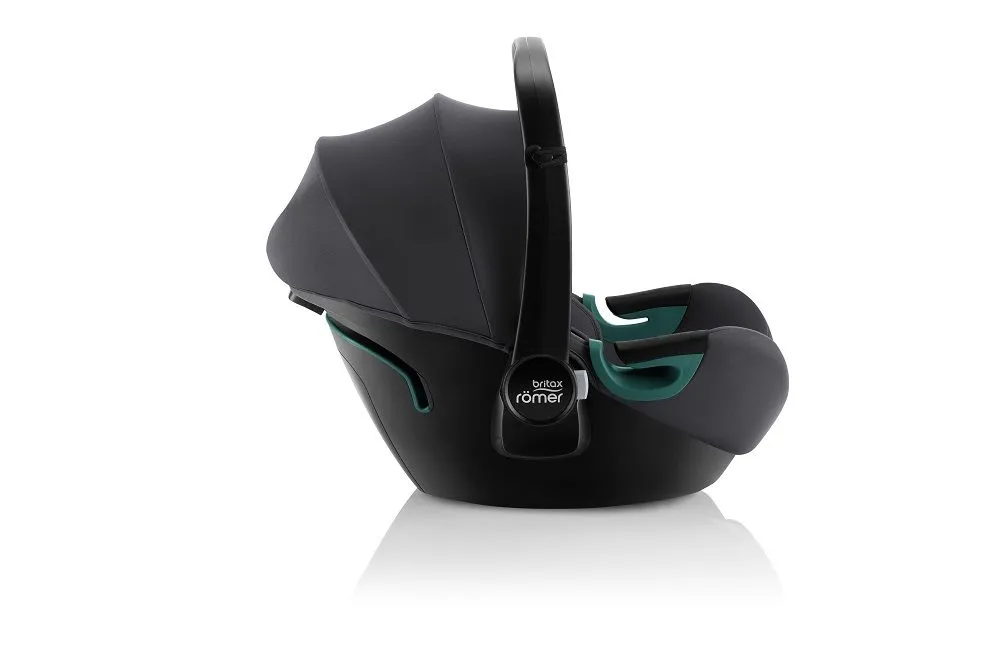 Автокресло 0+ Britax Roemer Baby-Safe 3 i-Size