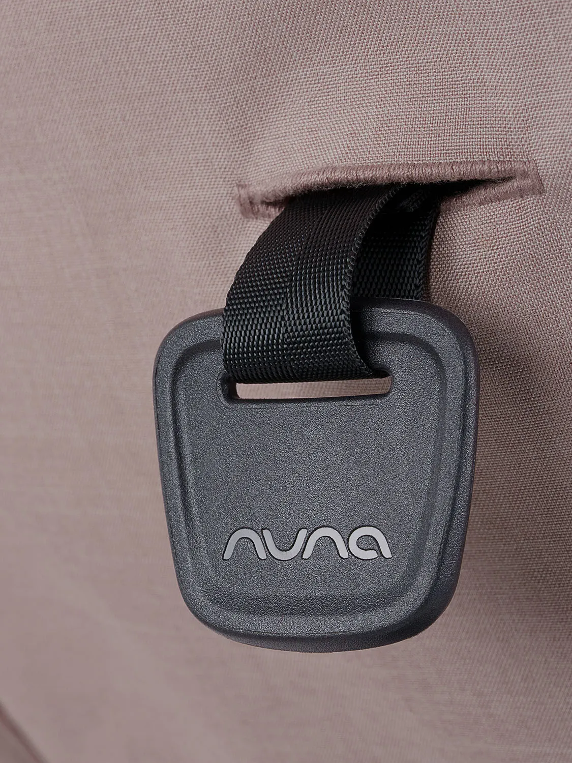 Коляска прогулочная Nuna VIAA CABN