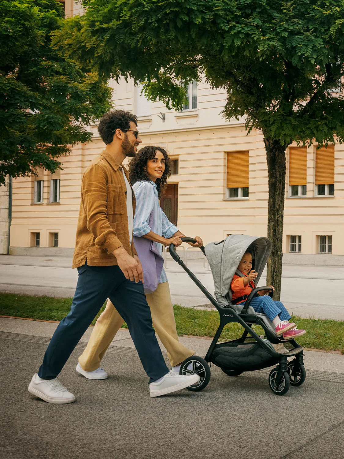 Коляска 2 в 1 Nuna TRIV NEXT BMW, Серый (Graphene)