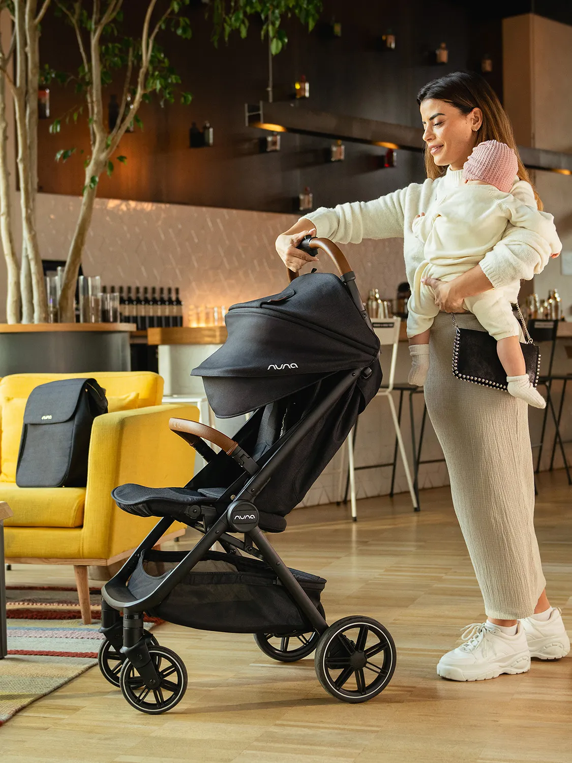 Коляска прогулочная Nuna TRVL LX