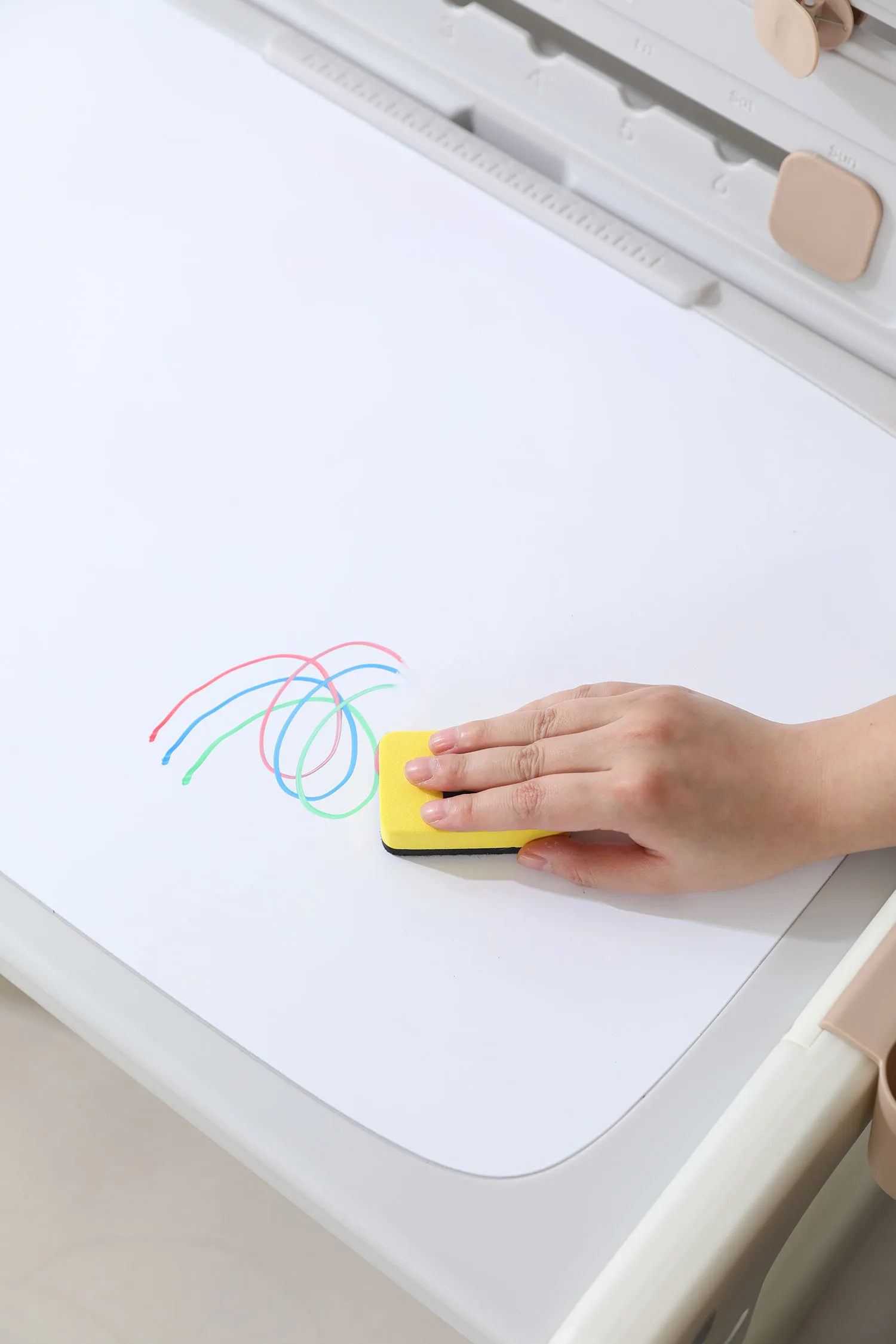 Стол со стульчиком 4 в 1 детский развивающий UNIX Kids Camel PPT4IN1CL