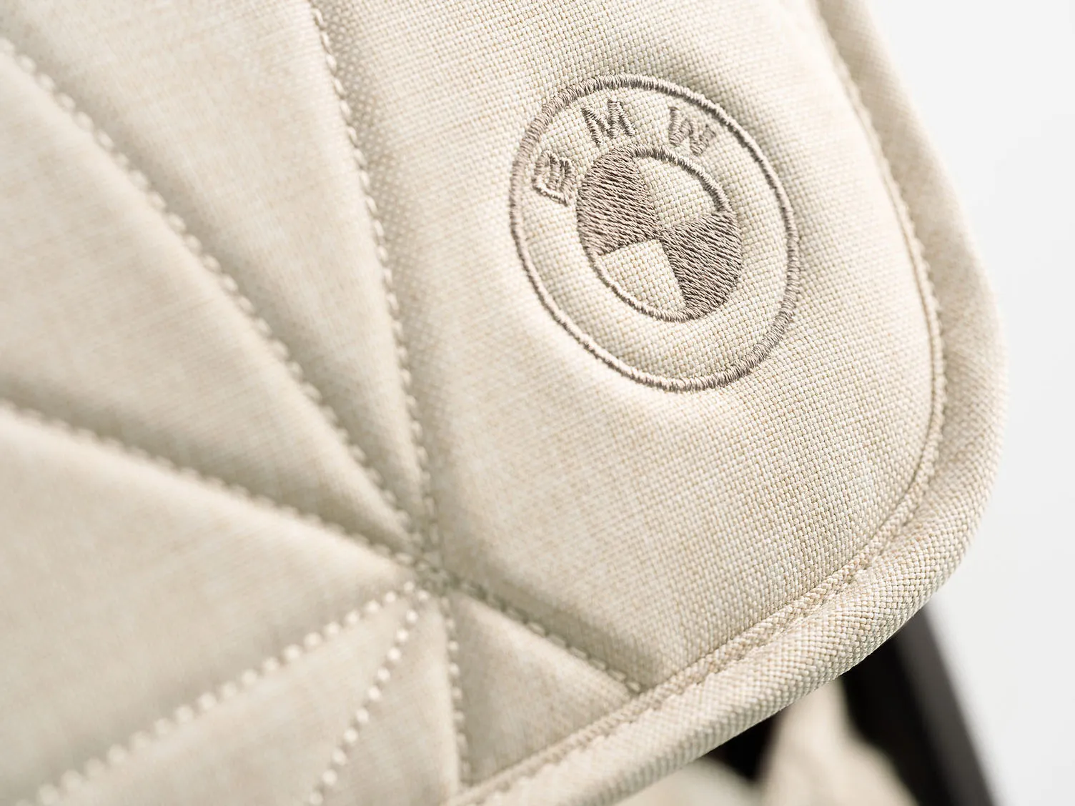 Коляска прогулочная Nuna TRVL LX BMW