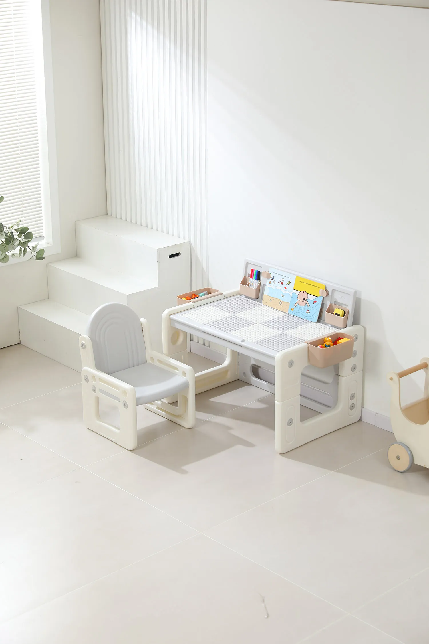 Стол со стульчиком 4 в 1 детский развивающий UNIX Kids Camel PPT4IN1CL