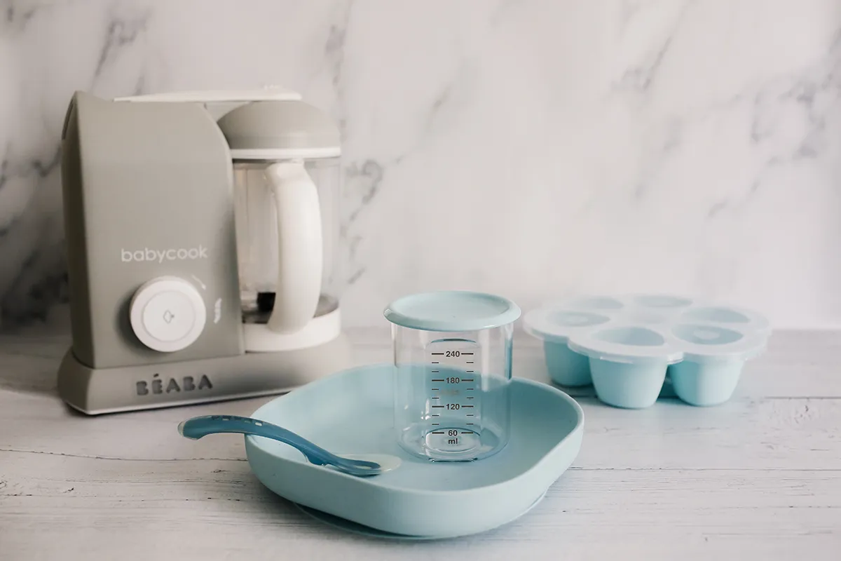 Эргономическая детская тарелка Beaba Silicone Suction Plate