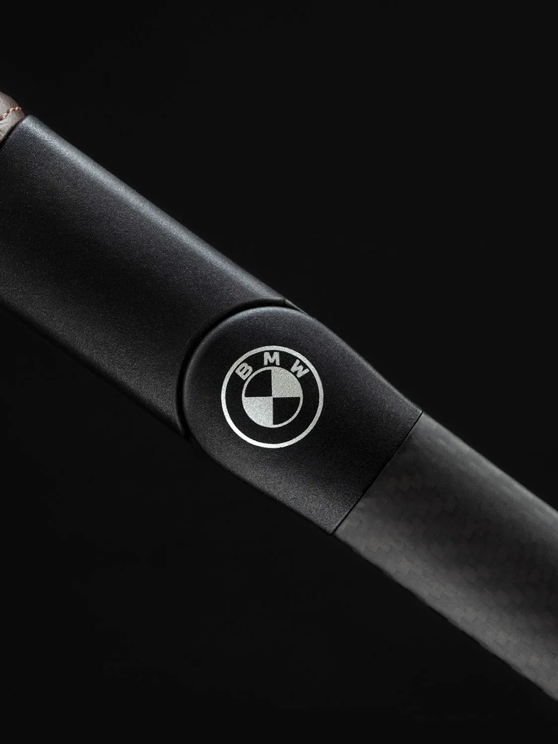 Коляска 2 в 1 Nuna SWIV BMW, Коричневый (UMBER)