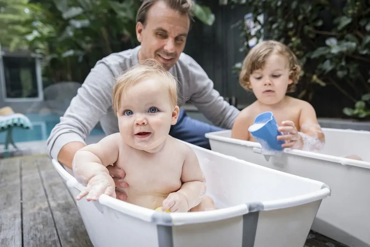 Ванночка Stokke Flexi Bath Макси Прозрачный/Белый (Transparent White) 535901 ПУ. Изображение 10