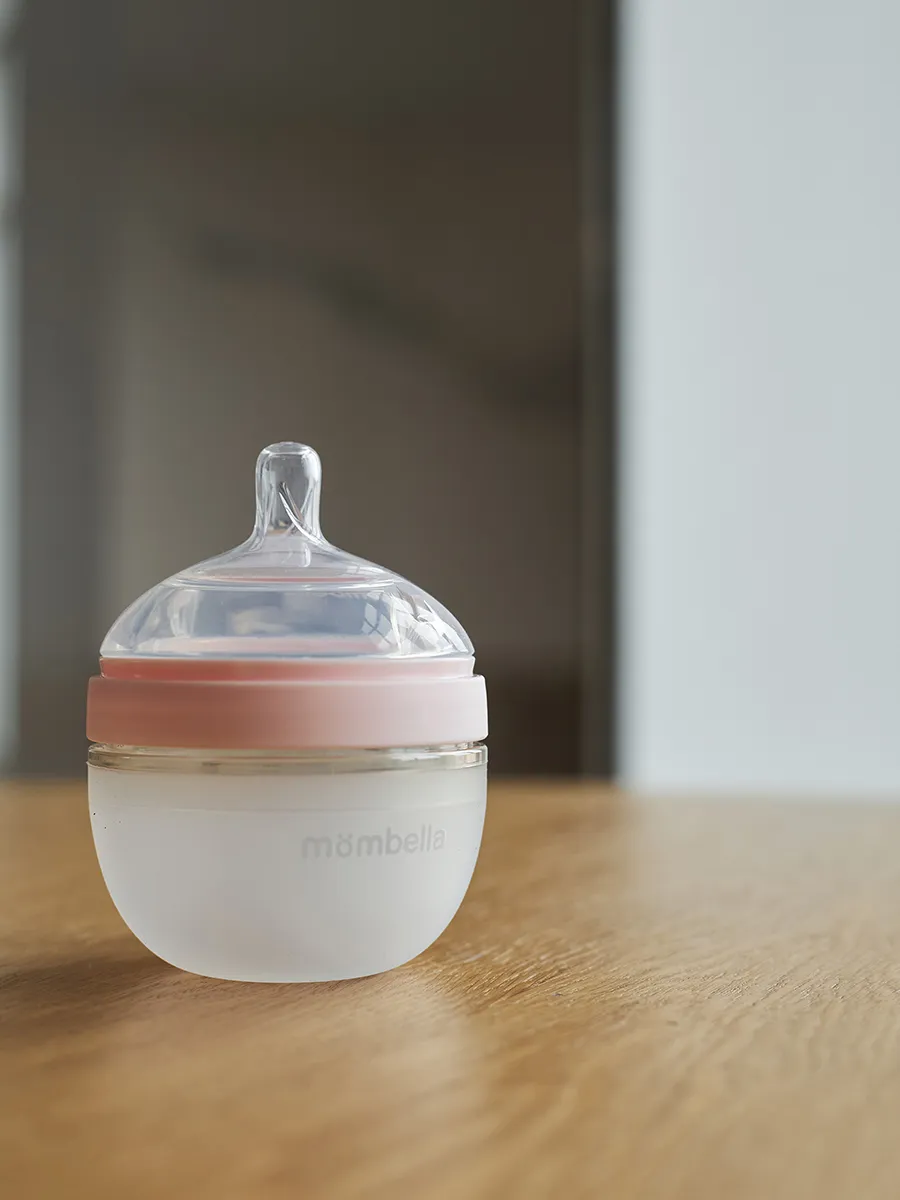 Бутылочка Mombella силиконовая антиколиковая Wide Neck широкая 120 мл розовая 8138. Изображение 8