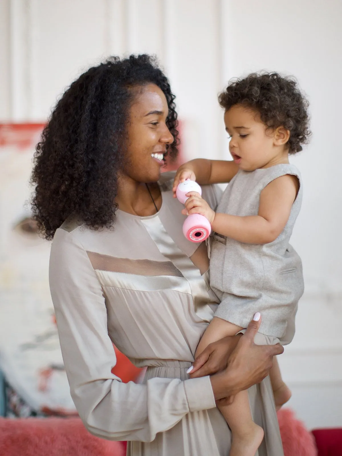 Интерактивная обучающая музыкальная игрушка Умный зайка alilo R1 c распознаванием цветов 60908