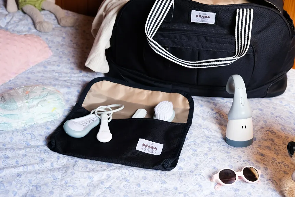 Набор Beaba Set Accessoire Toil щипчики для ногтей, термометр, расческа с щеткой