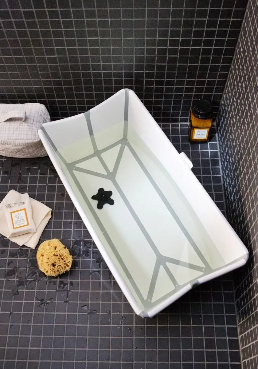 Ванночка Stokke Flexi Bath Макси Прозрачный/Белый (Transparent White) 535901 ПУ. Изображение 6