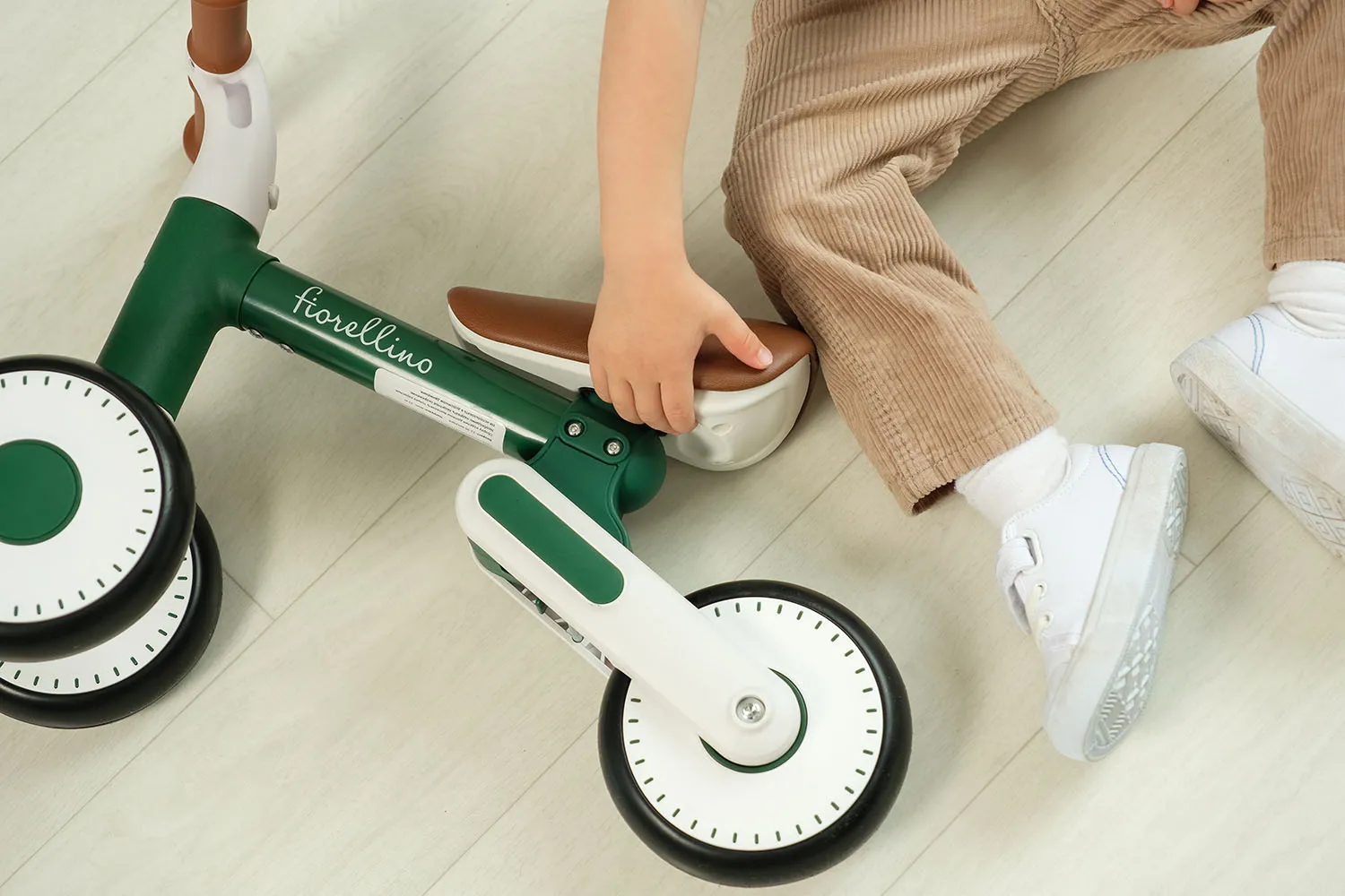 Беговел Fiorellino green brown WB0608