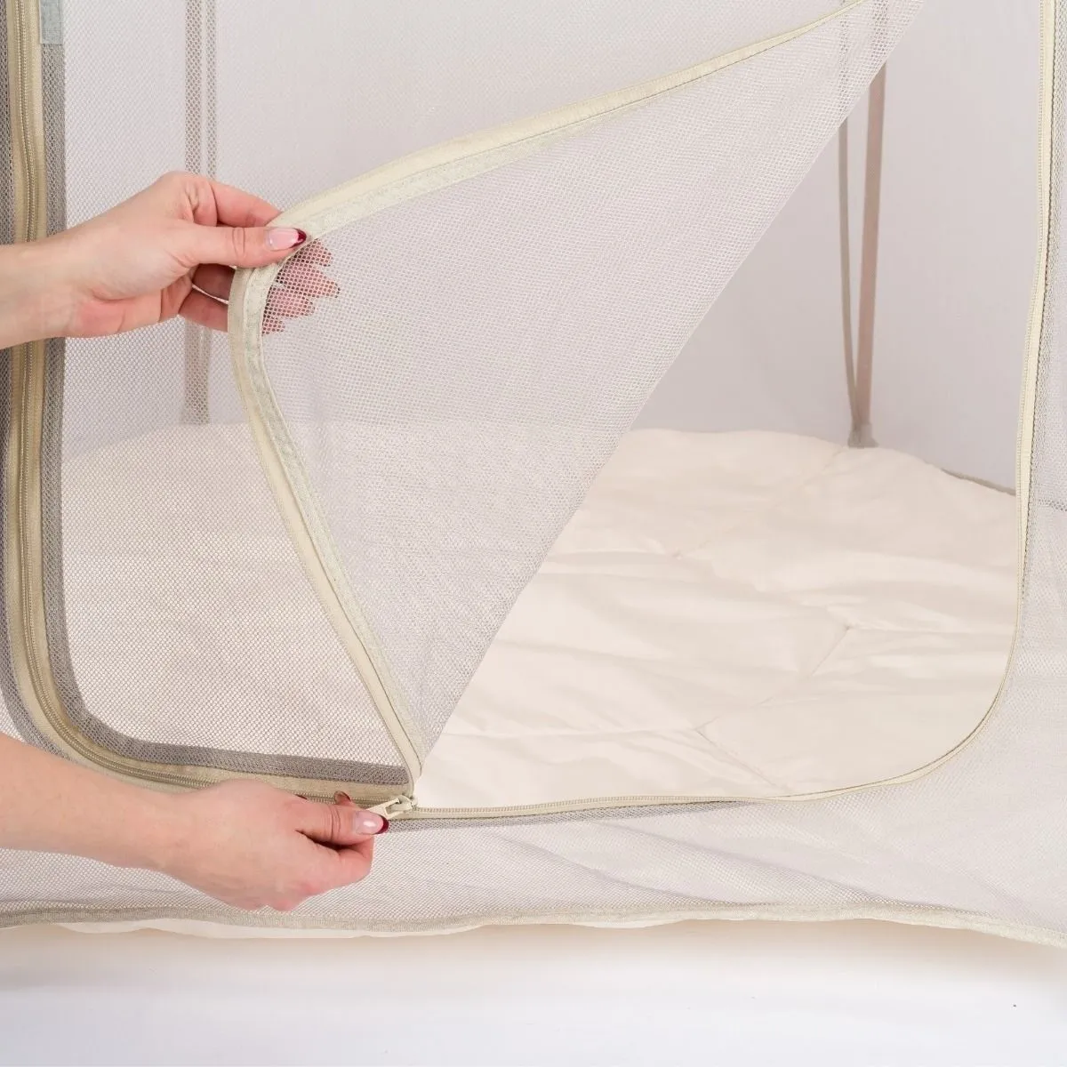 Манеж детский складной Tutti Bambini Hexa