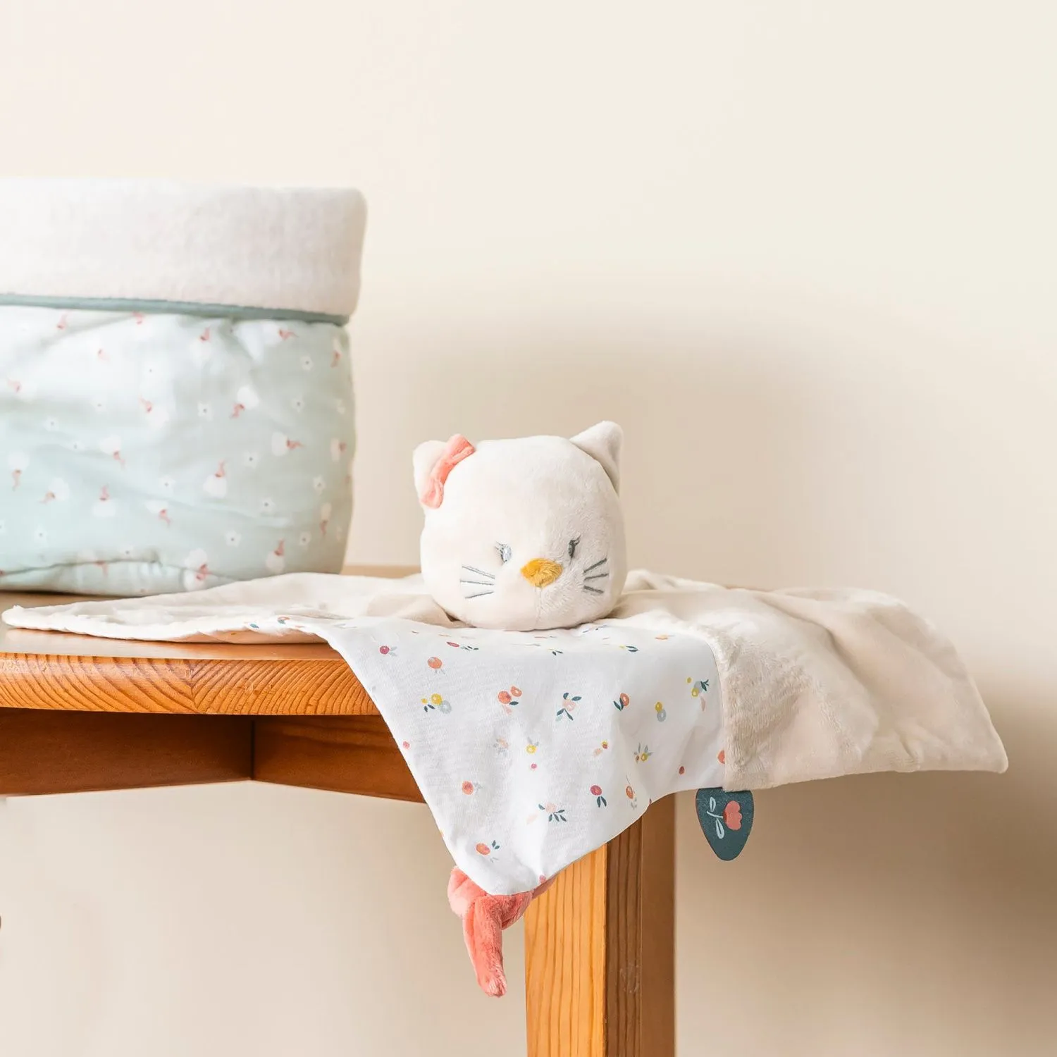 Игрушка мягкая Nattou Doudou MILA ZOË LANA Кот 266116