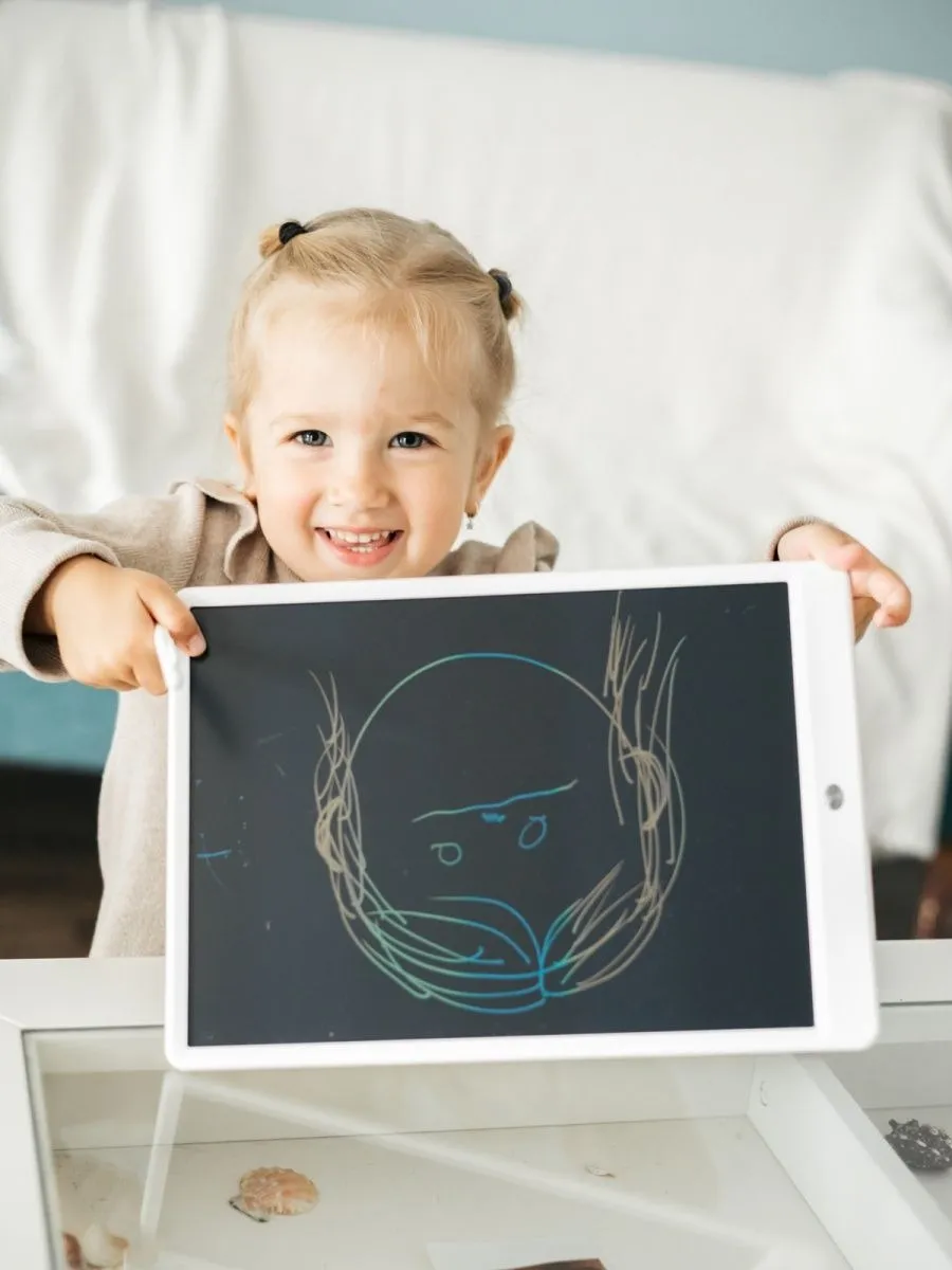 Большой космический планшет Alilo для рисования 13,5 дюймов со штампиками и стилусами 60176