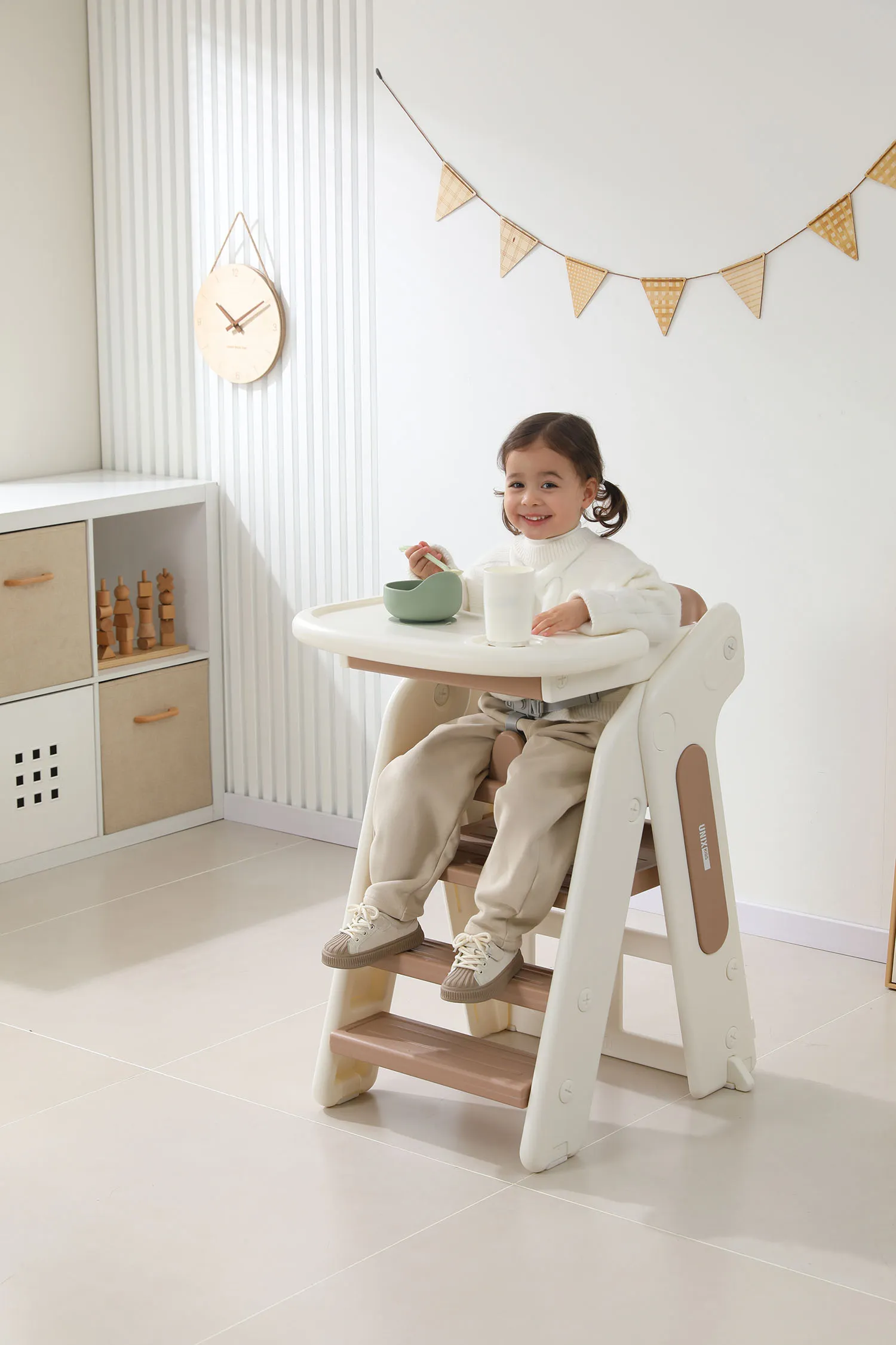 Стул для кормления UNIX Kids 3 steps