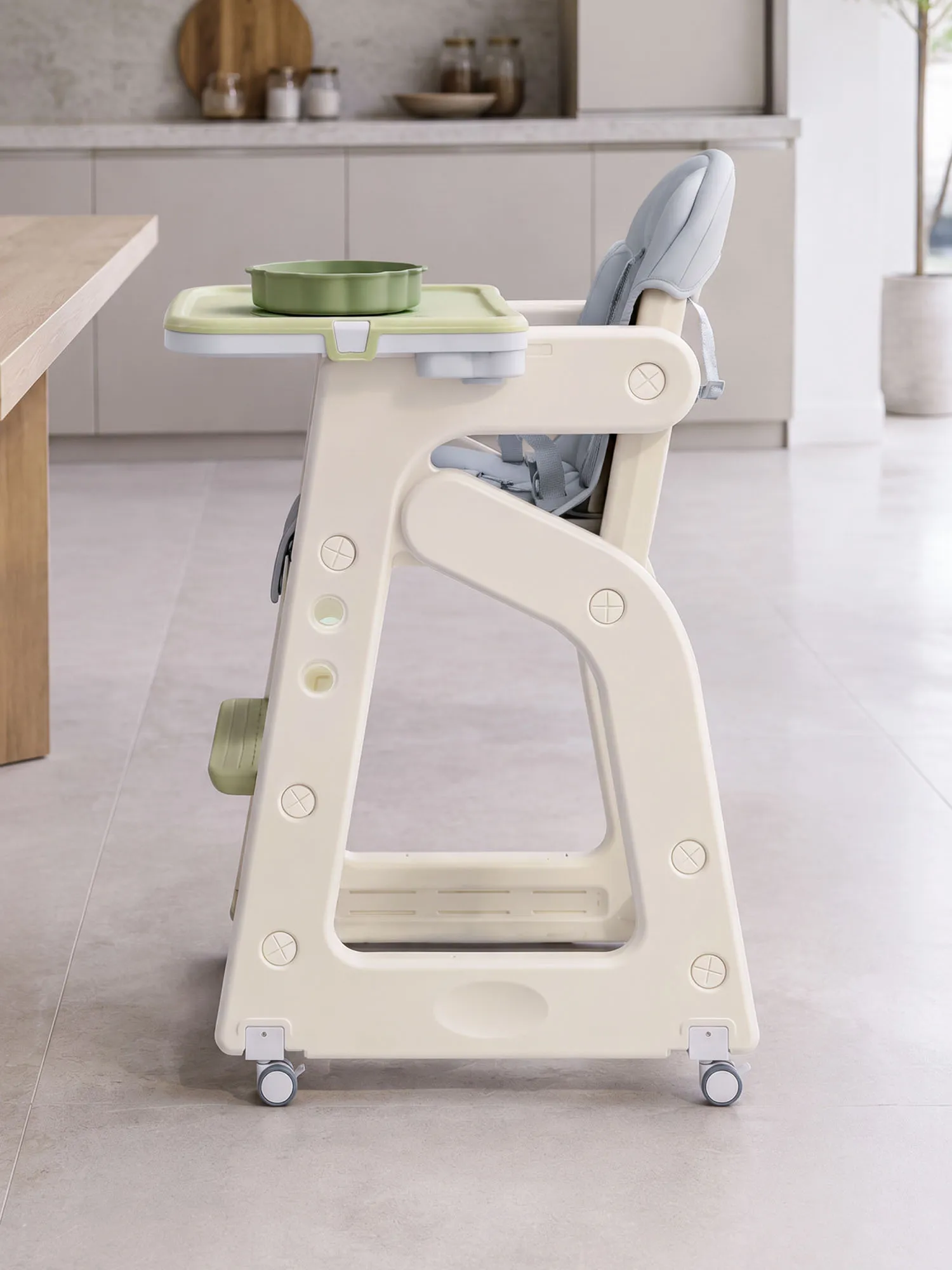 Стул для кормления UNIX Kids Basic Зеленый (Green) PHCBASICGN. Изображение 27