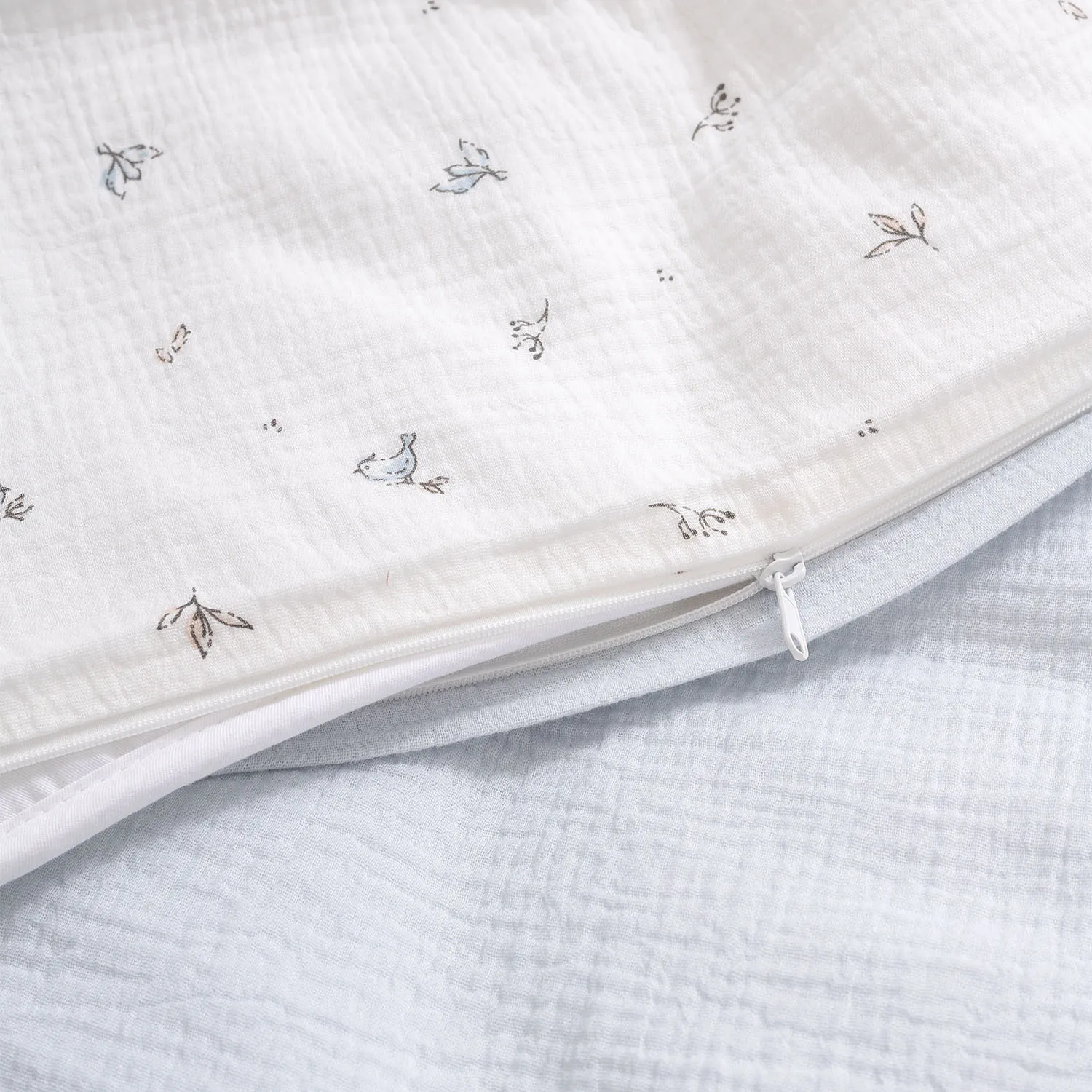 Комплект постельного белья PERINA Muslin 3 предмета 120х60 Птички/Голубая пастель КПБ3-М.1.23х2.9