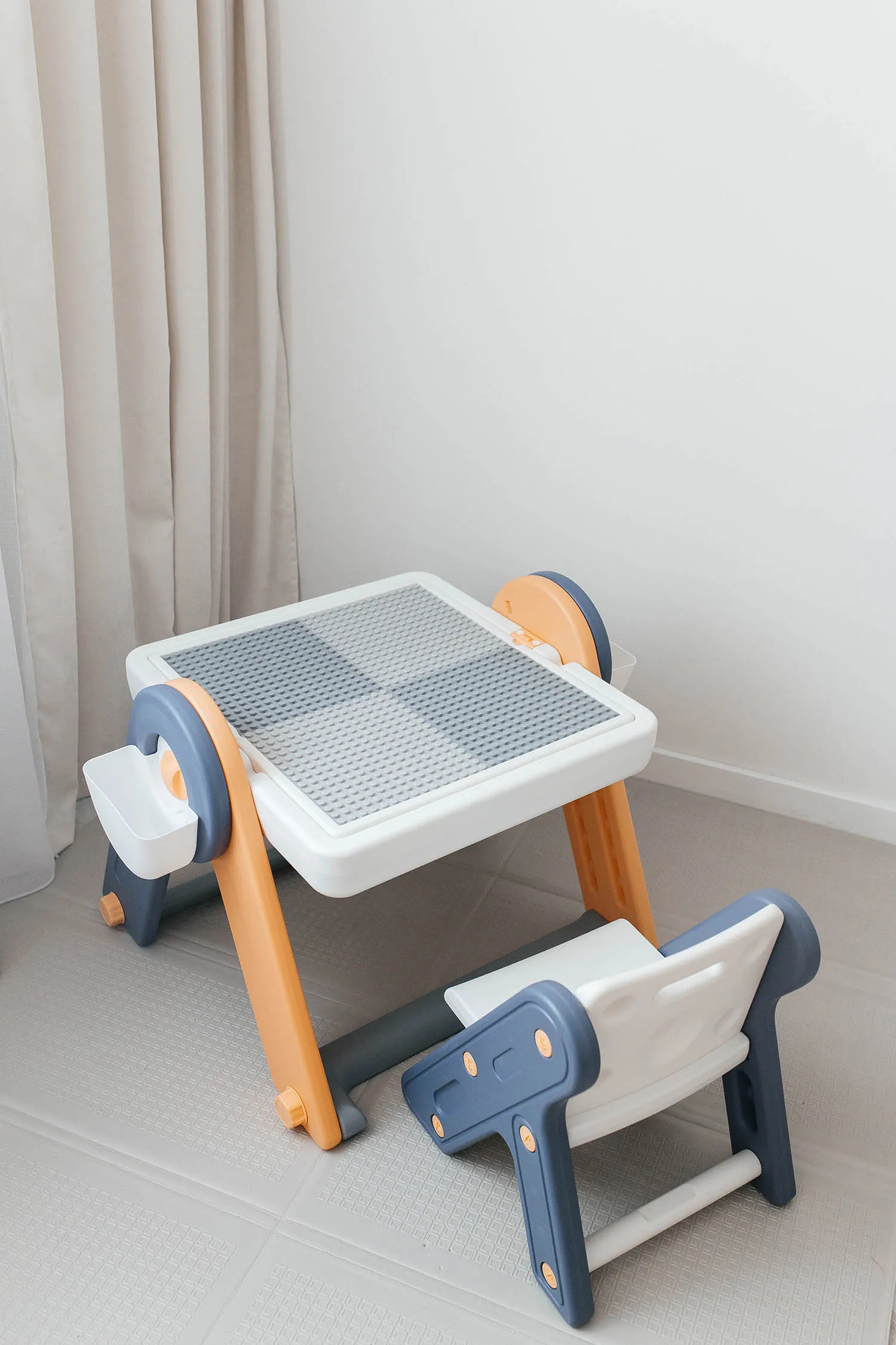Стол со стульчиком 4 в 1 детский развивающий UNIX Kids Yellow PPT4IN1YEL