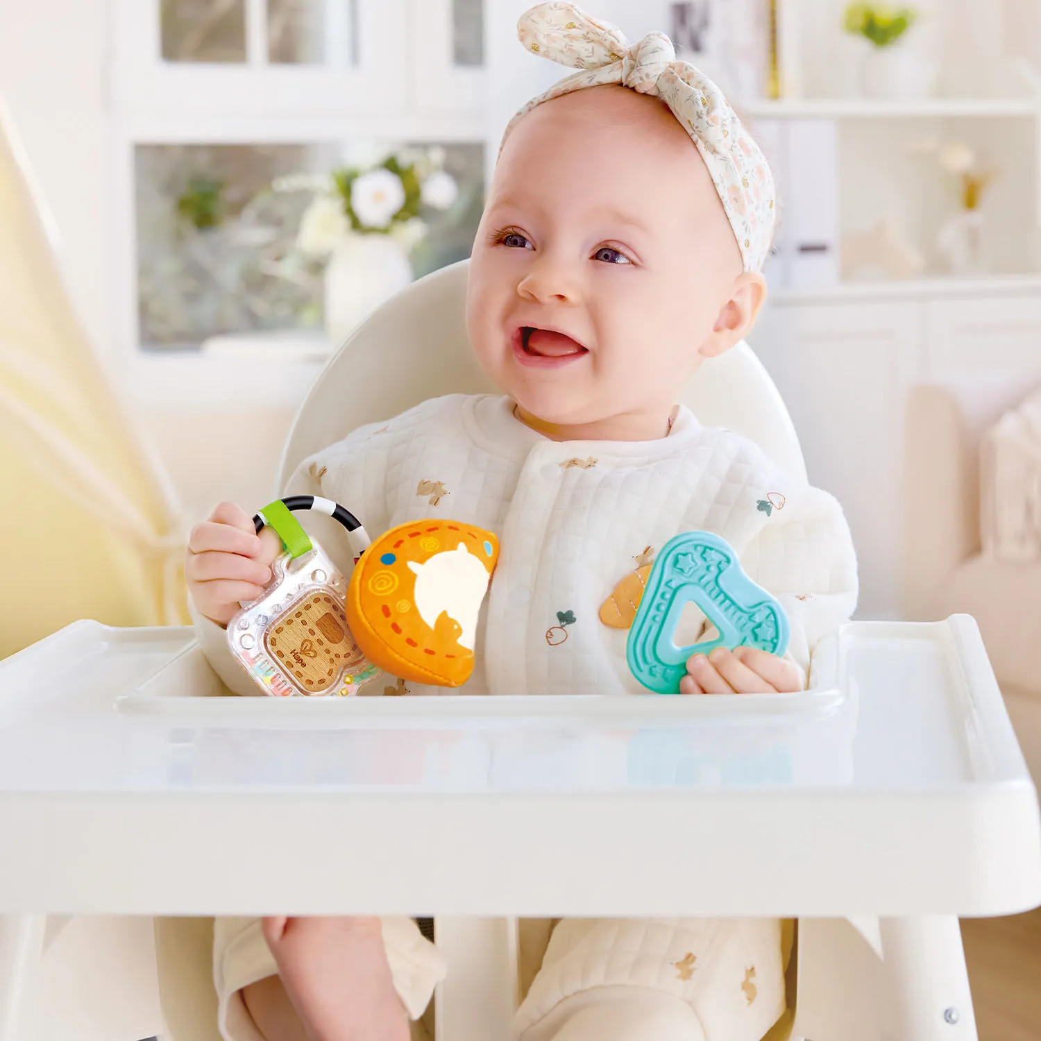 Игрушка развивающая HAPE «Малышам» ABC 3в1 (погремушка, прорезыватель, мягкая игрушка) E0129_HP