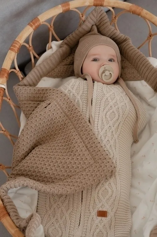 Шапка детская LoomKnits Elf Капучино