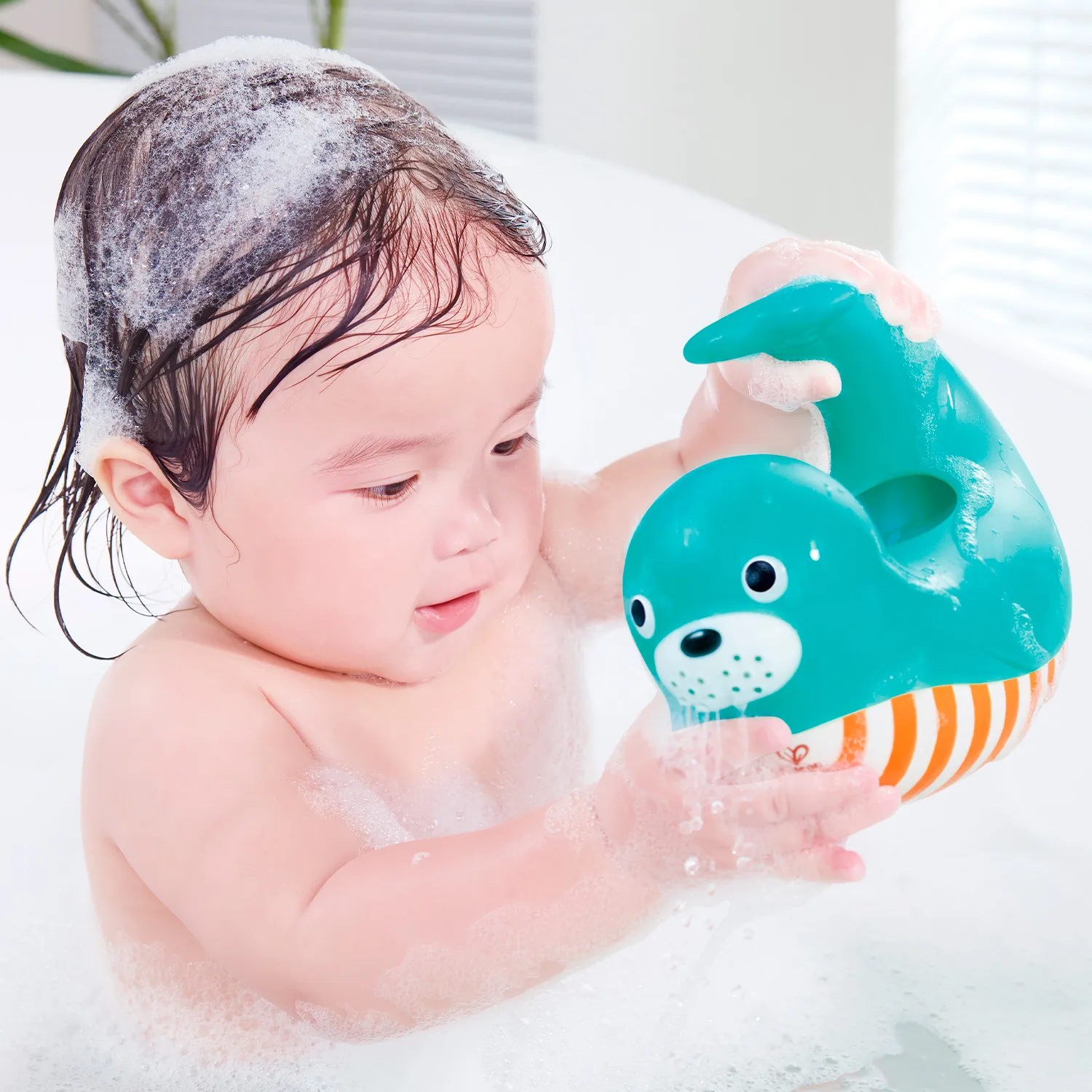 Игрушка для купания HAPE «Ай-да купаться!» Тюлень, лейка E0223_HP