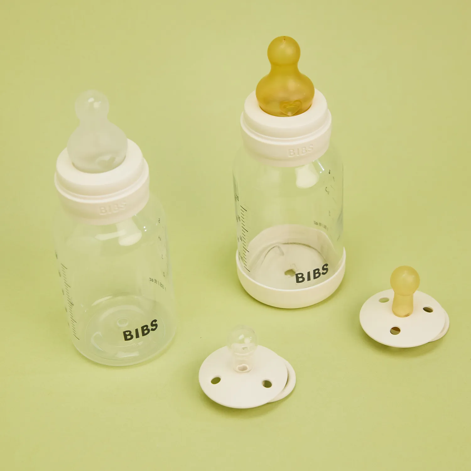 Бутылочка BIBS стеклянная для кормления с силиконовой соской медленный поток 120 мл