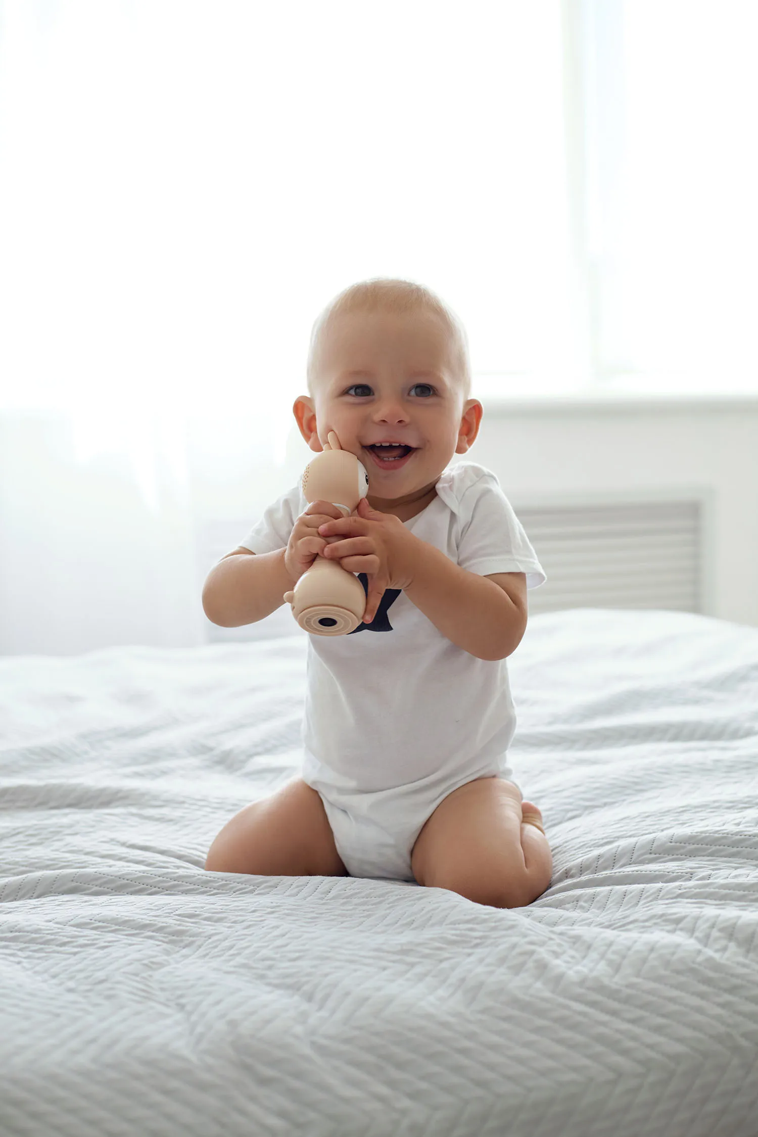 Музыкальная игрушка Alilo Умный зайка R1 бежевый 60407