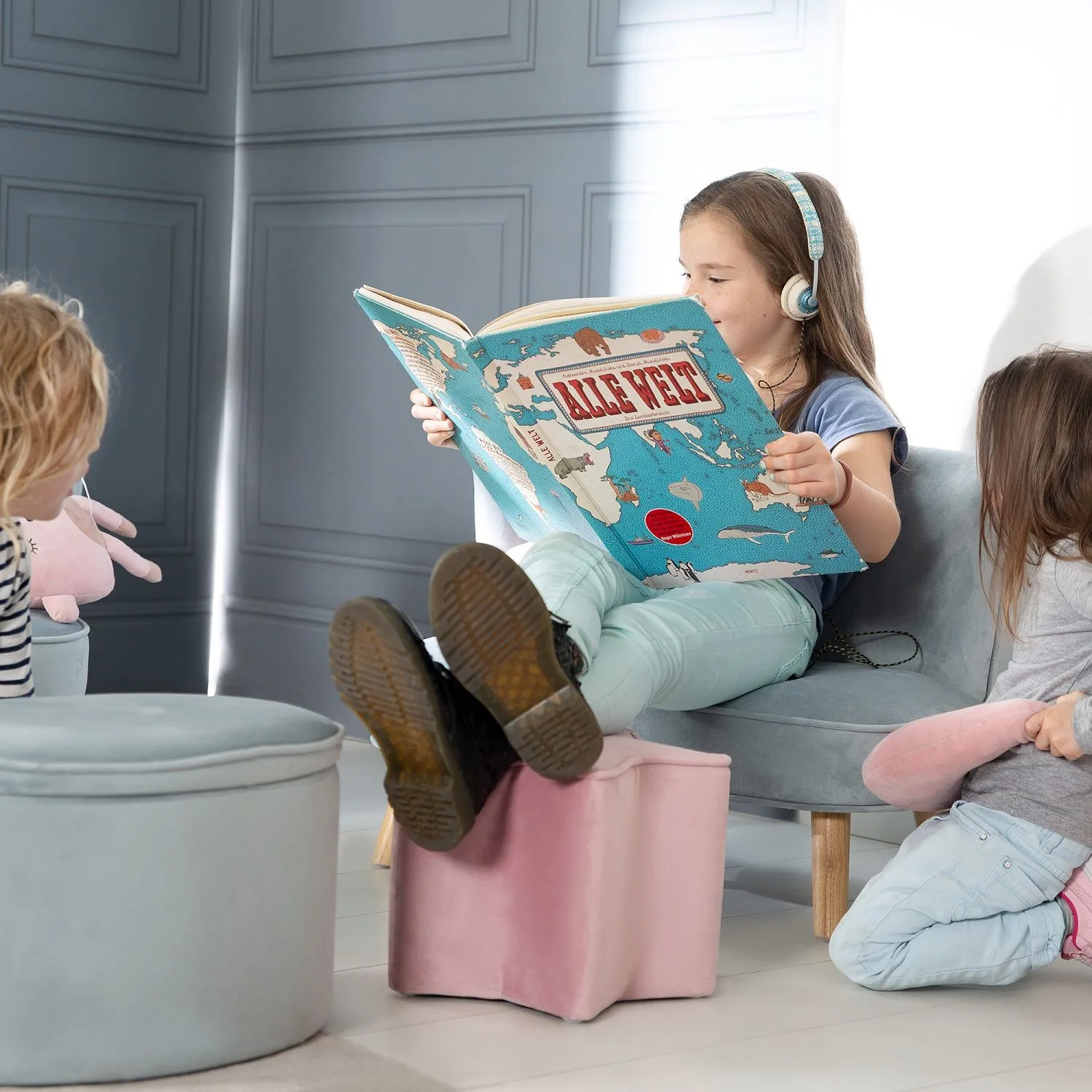 Детский велюровый диван Roba Lil Sofa