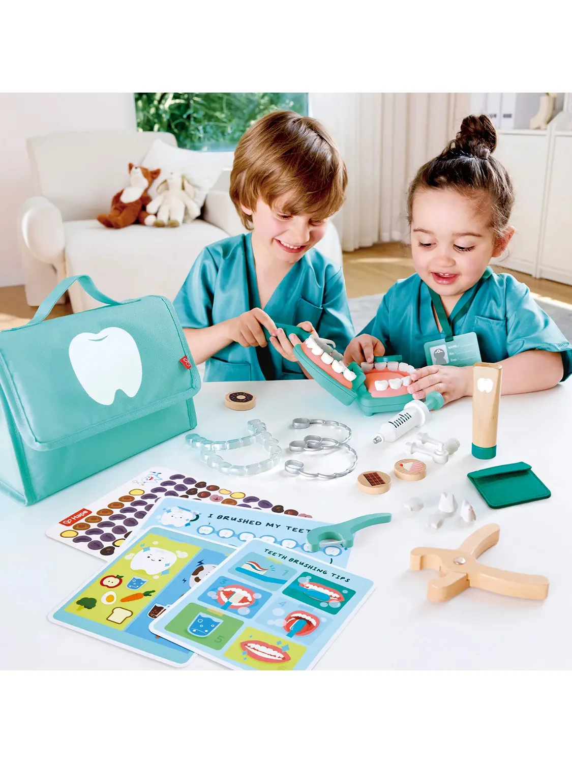 Набор игровой HAPE для детей «Стоматологическая клиника» E3227_HP