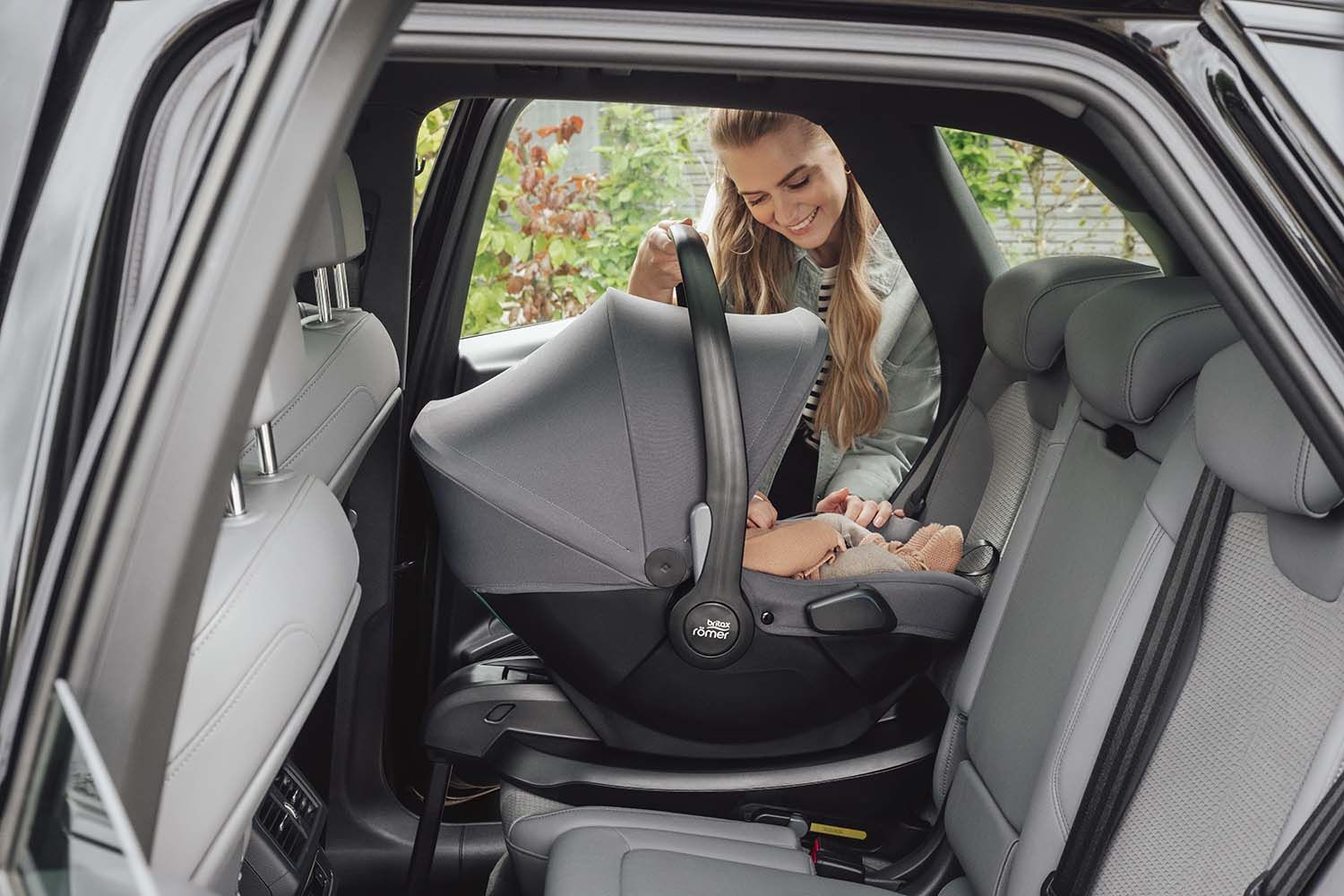 База для автокресла Britax Roemer Baby-Safe Core Base