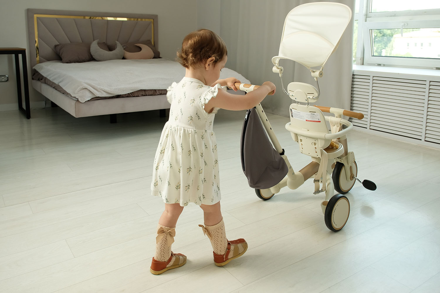 Велосипед трехколесный Lecoco S3Max beige