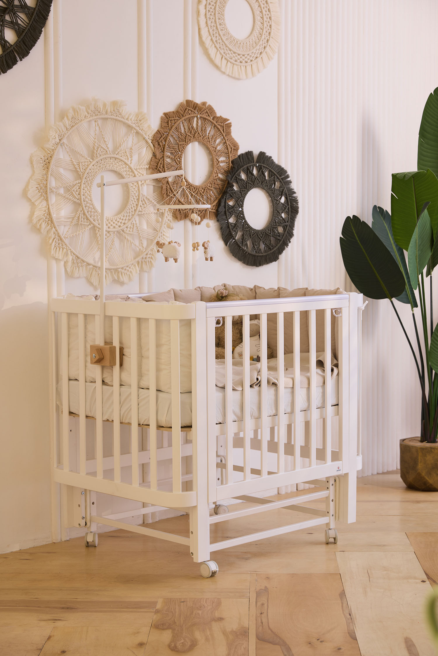 Кроватка детская ANTEMI Terra Light New с маятником 100х70