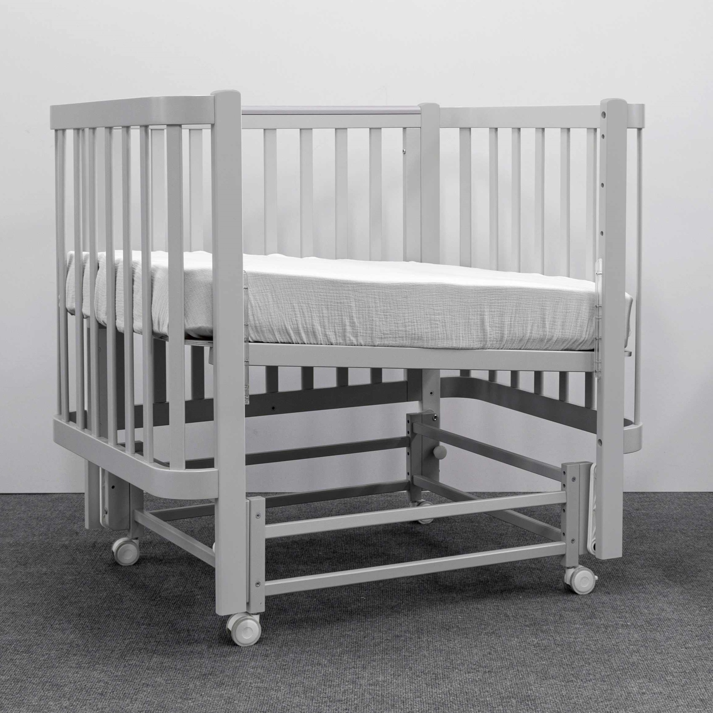 Кроватка детская ANTEMI Terra Light New с маятником 100х70