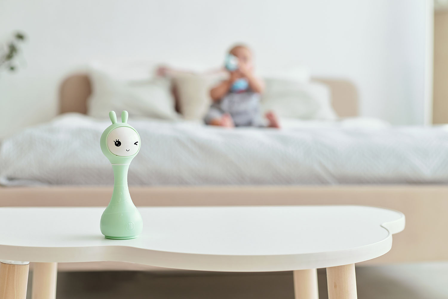 Музыкальная игрушка Alilo Умный зайка R1 мятный 60406