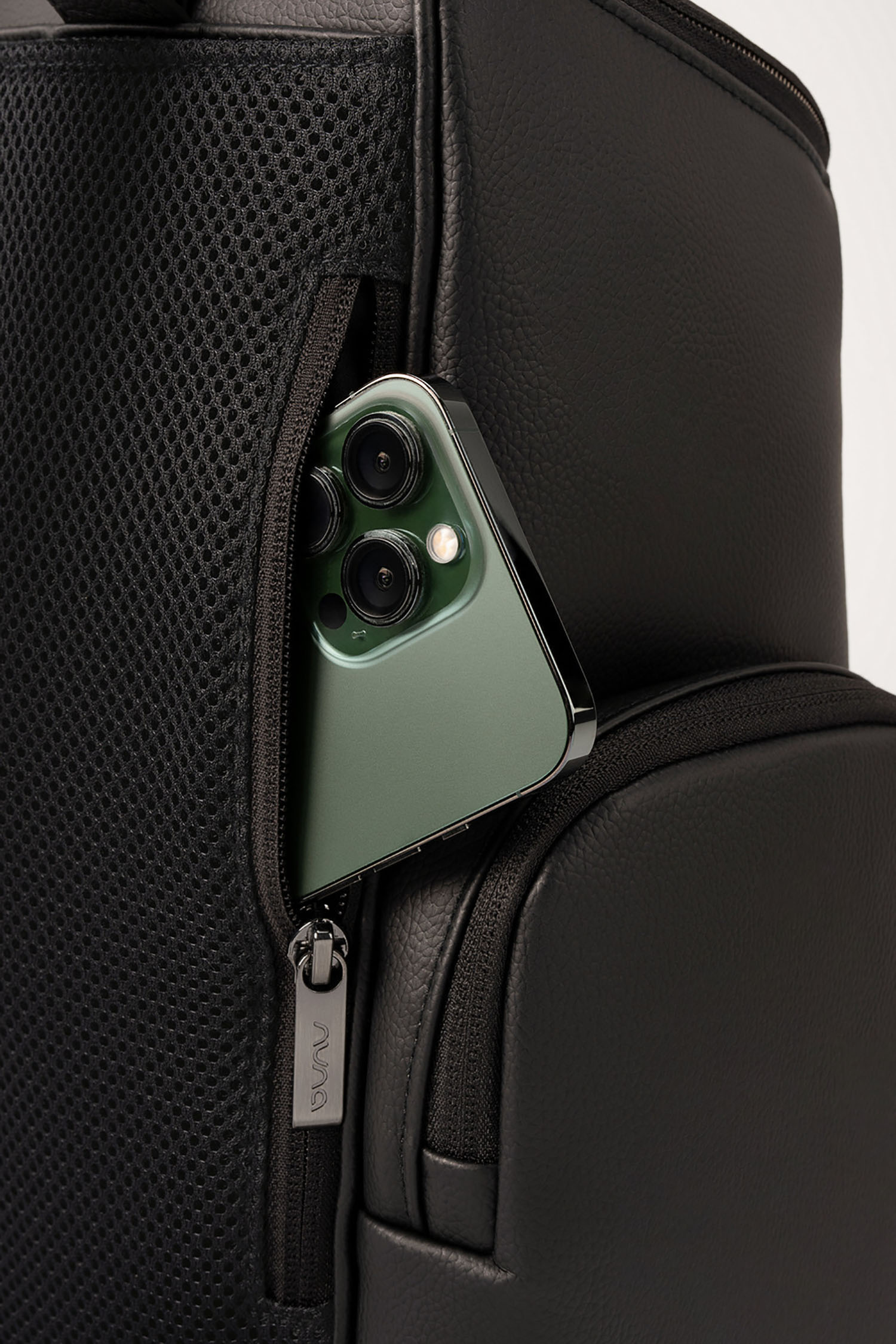 Cумка Nuna ESSENTIAL