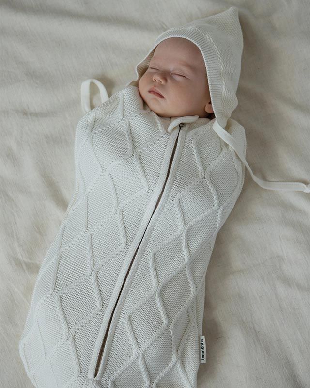 Кокон детский LoomKnits Oliver вязаный Кремовый
